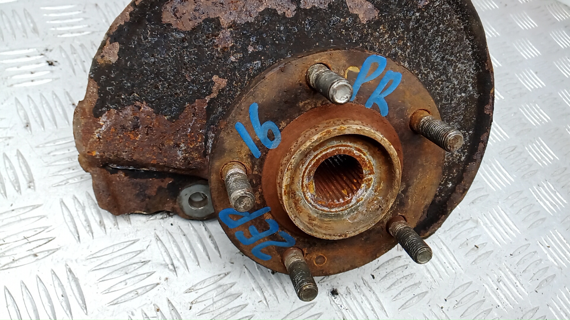 Ступица передняя