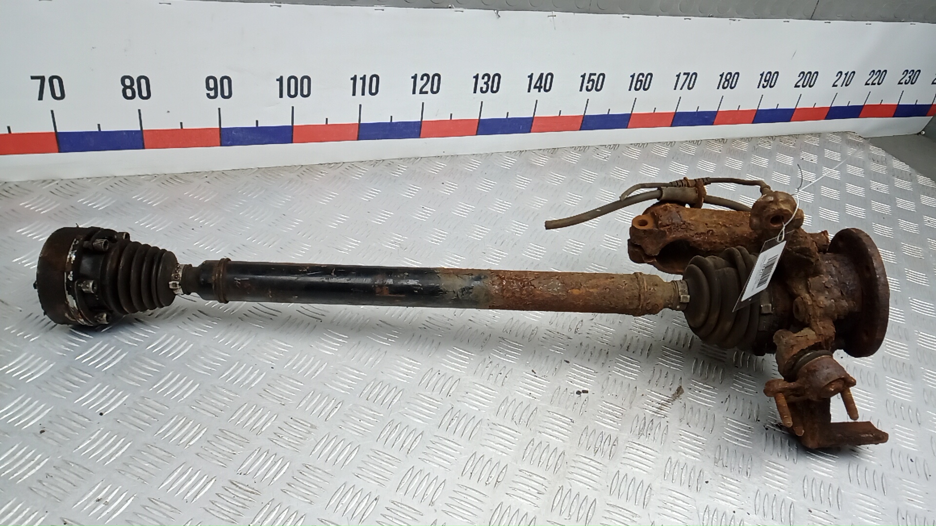 Полуось передняя правая