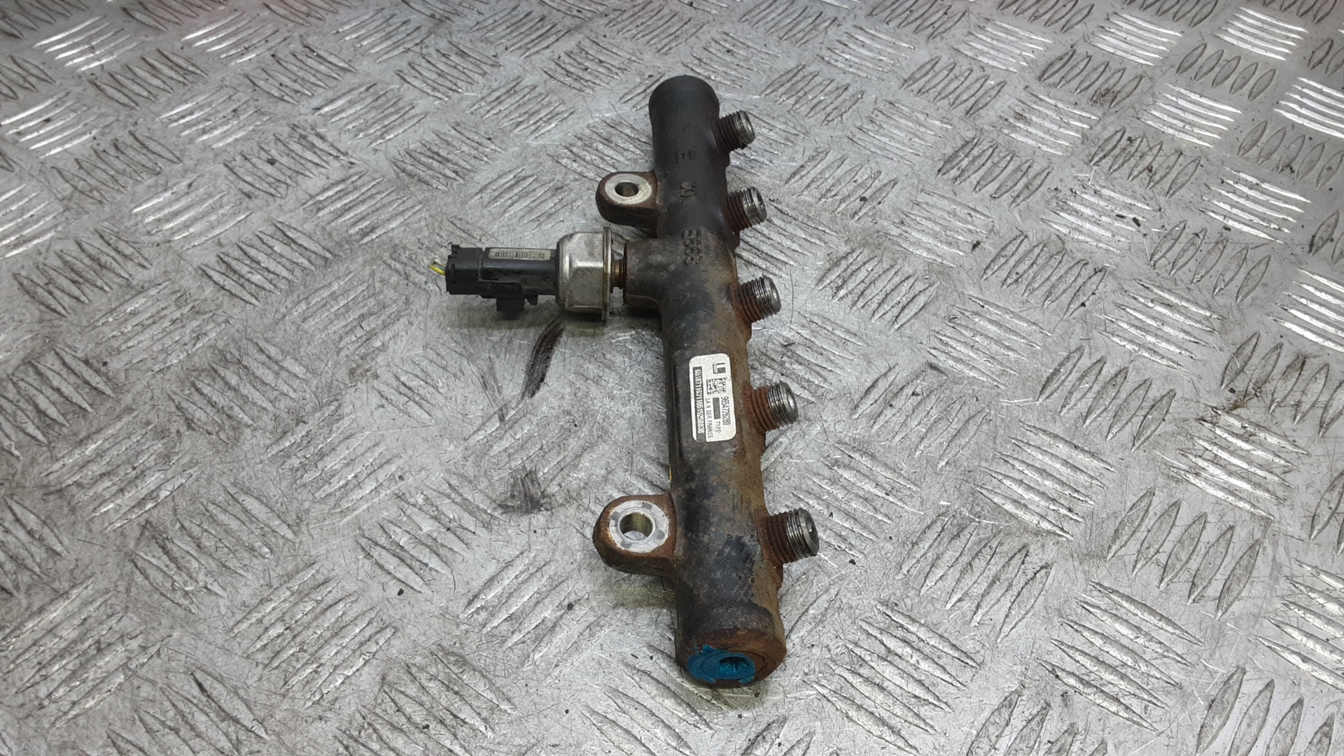 Рейка топливная (рампа)