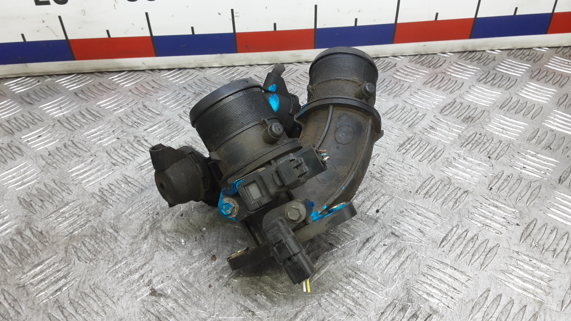 Заслонка дроссельная электрическая