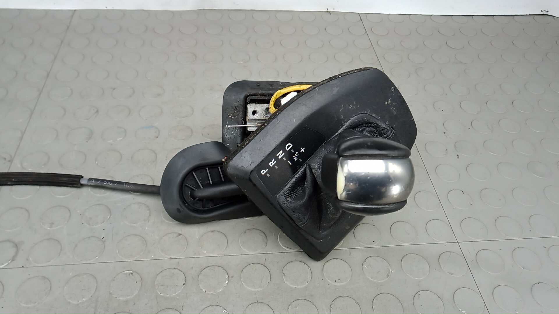 Кулиса МКПП / АКПП