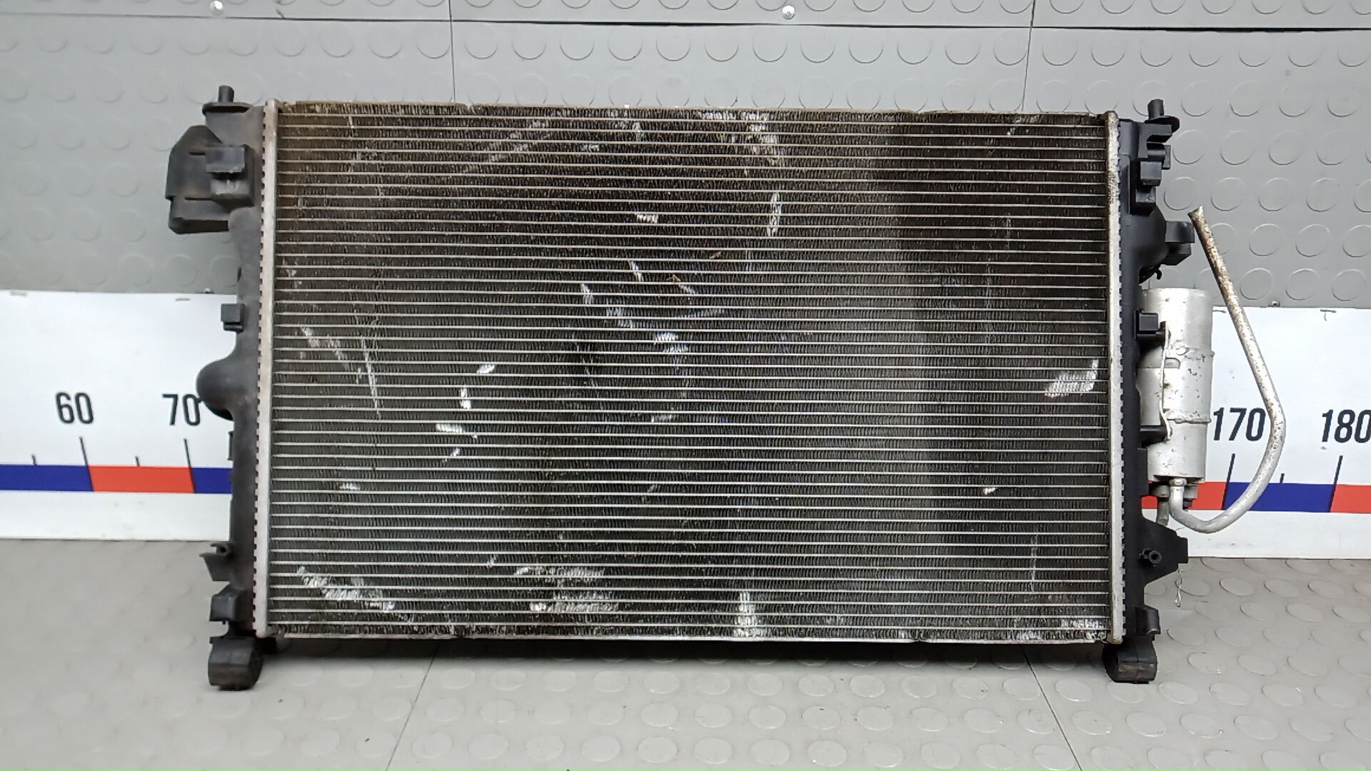 Радиатор охлаждения двигателя основной