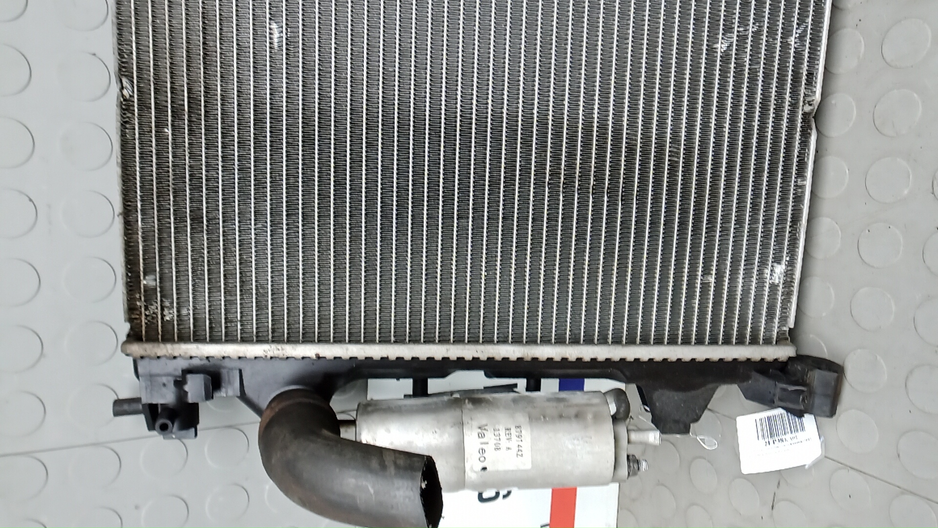 Радиатор охлаждения двигателя основной