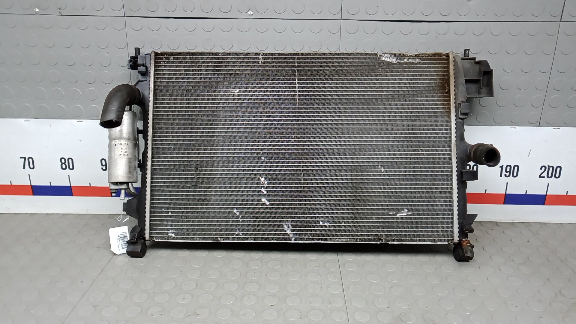 Радиатор охлаждения двигателя основной