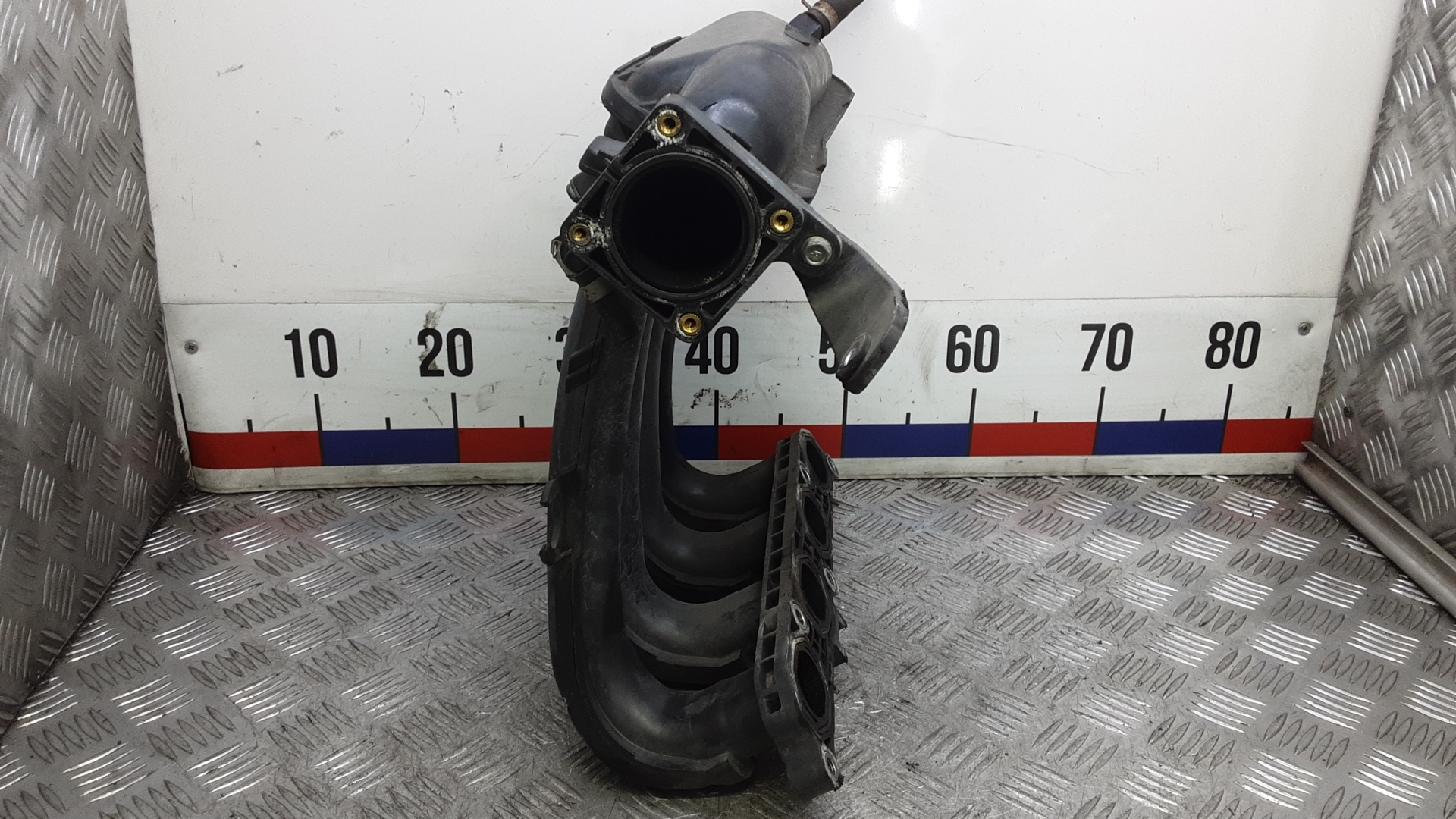 Коллектор впускной