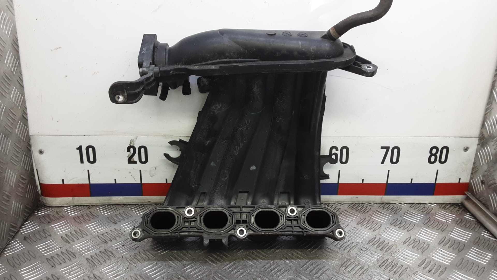 Коллектор впускной