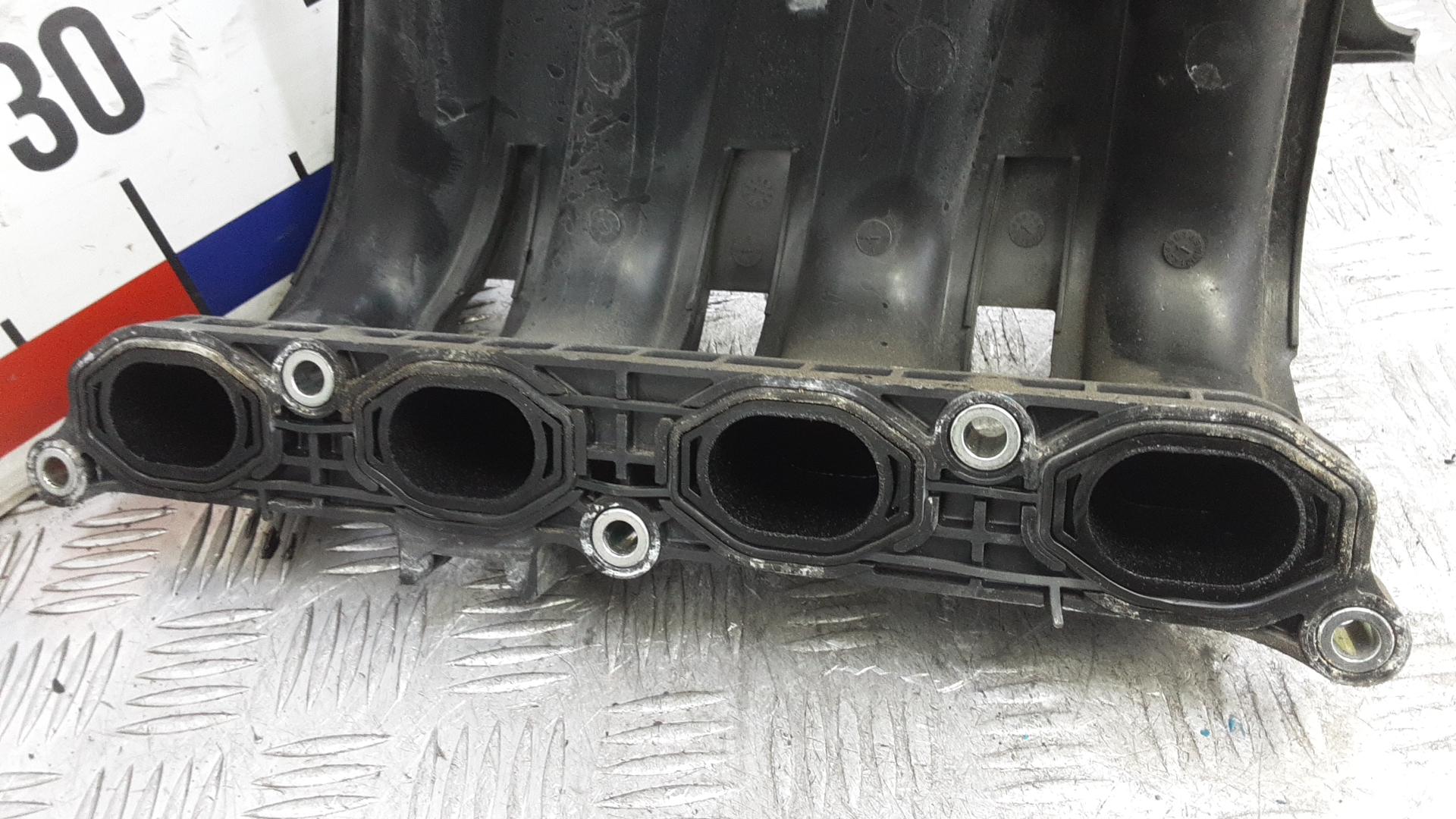 Коллектор впускной