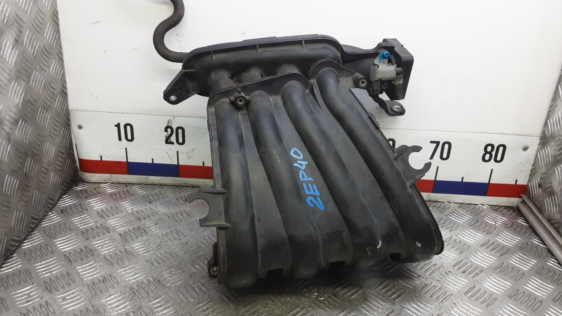 Коллектор впускной