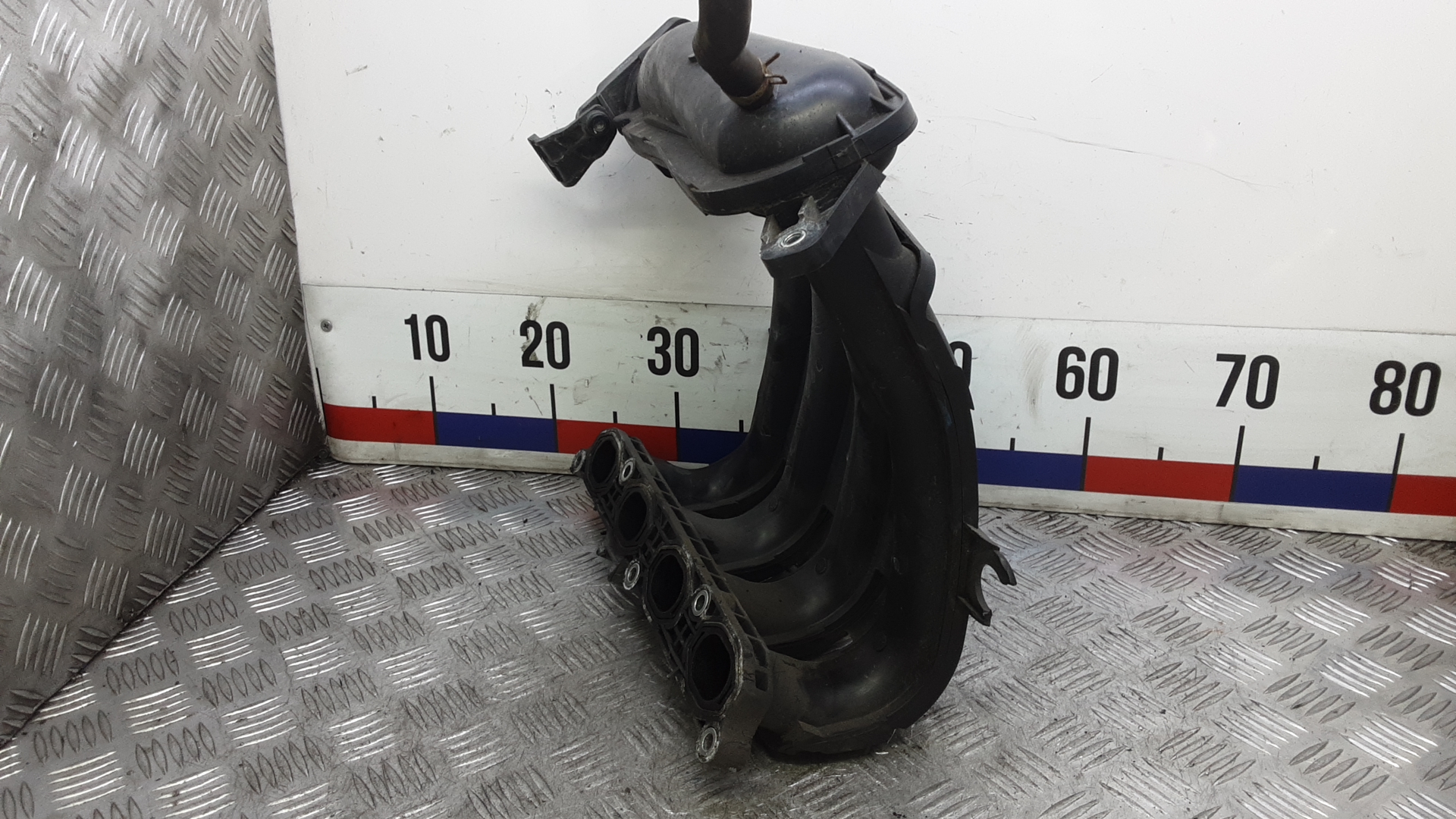 Коллектор впускной