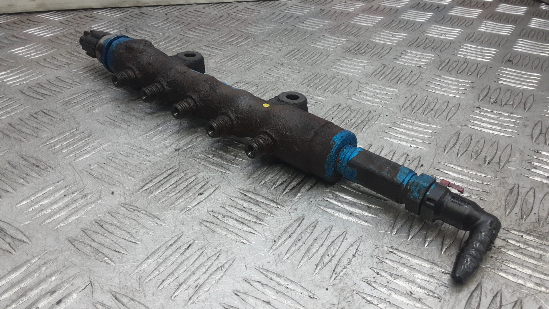 Рейка топливная (рампа)