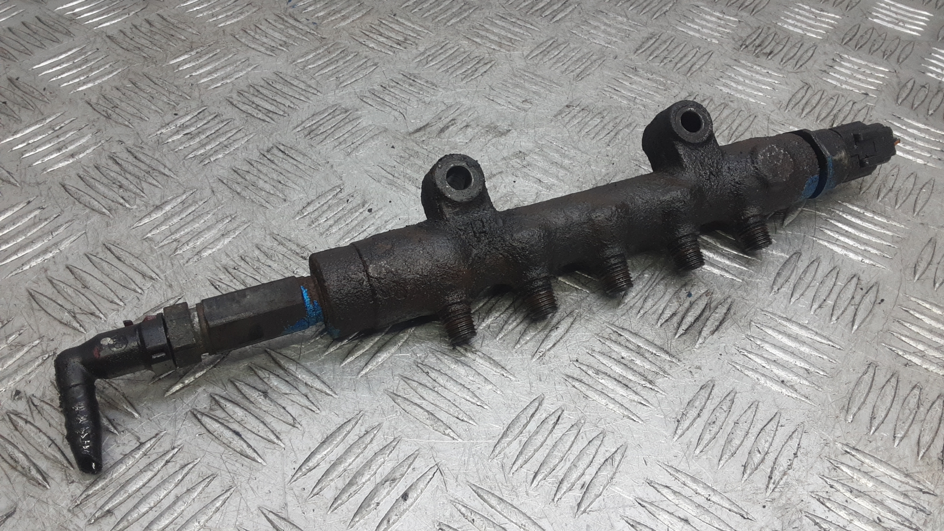 Рейка топливная (рампа)