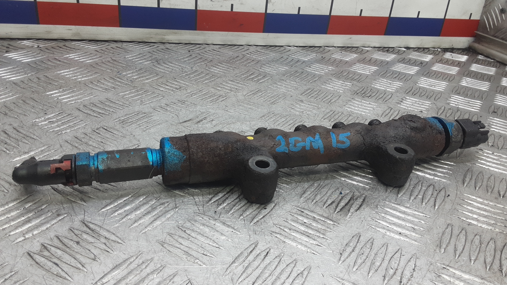 Рейка топливная (рампа)