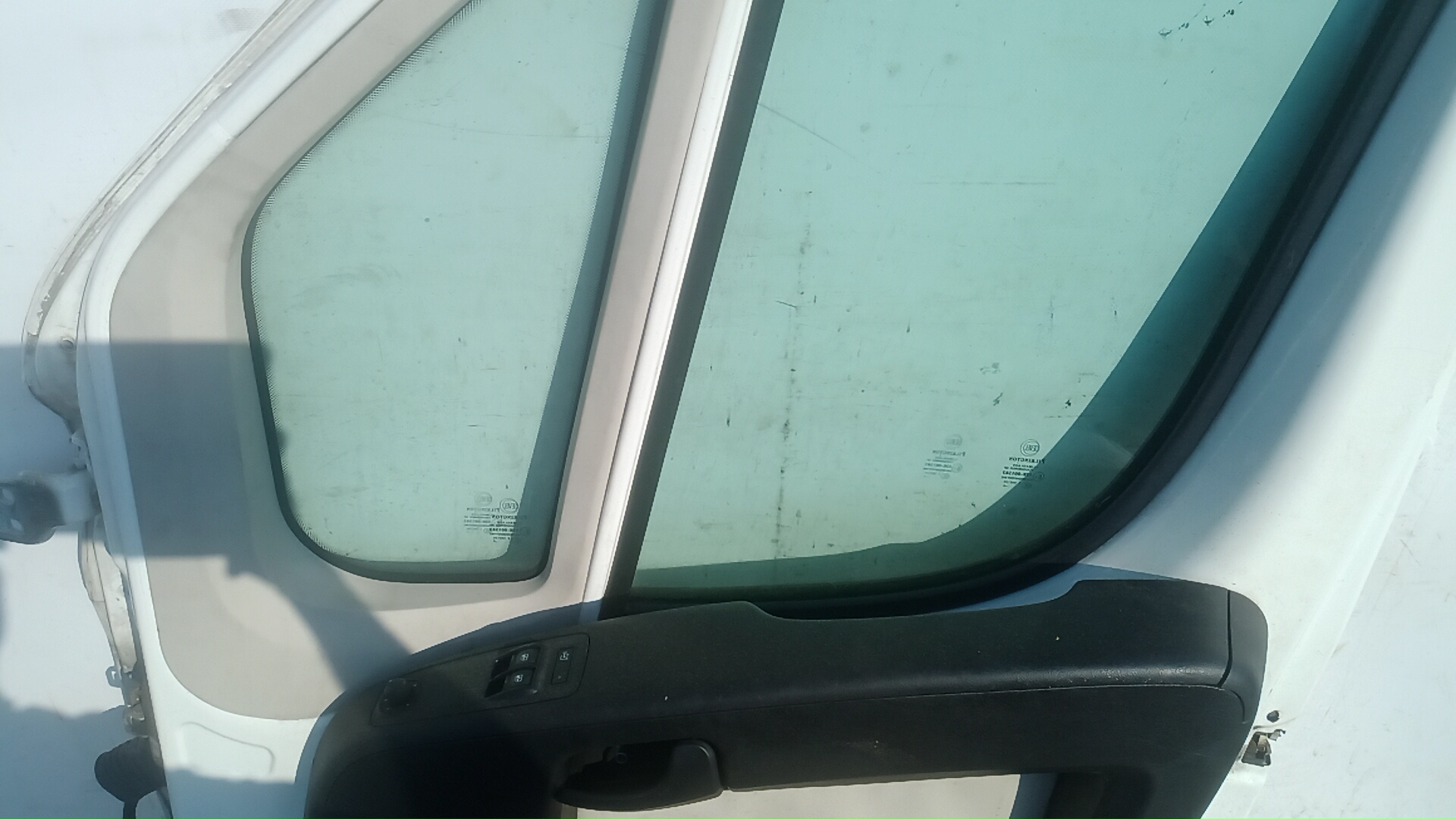 Дверь передняя правая