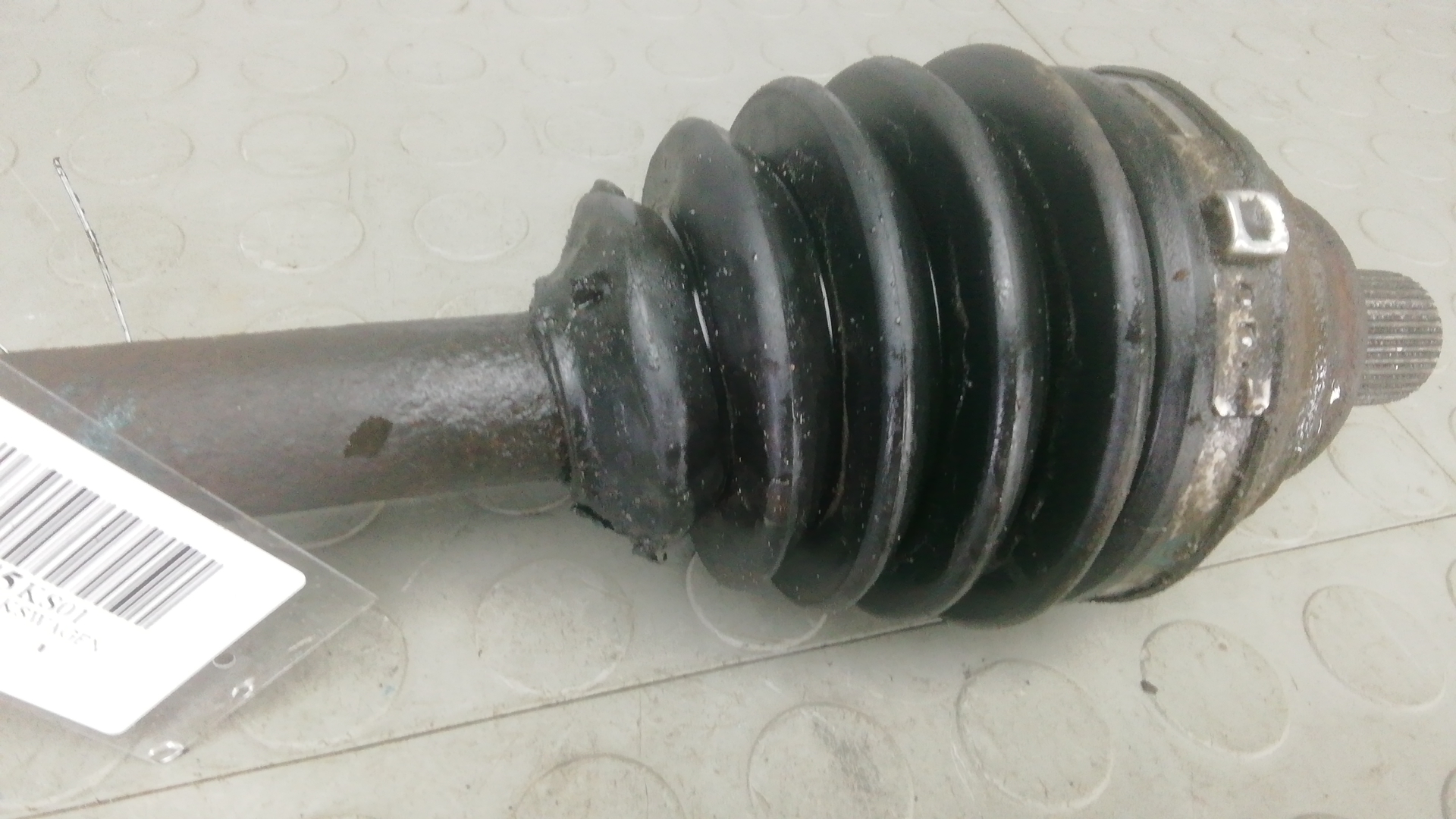 Полуось передняя левая