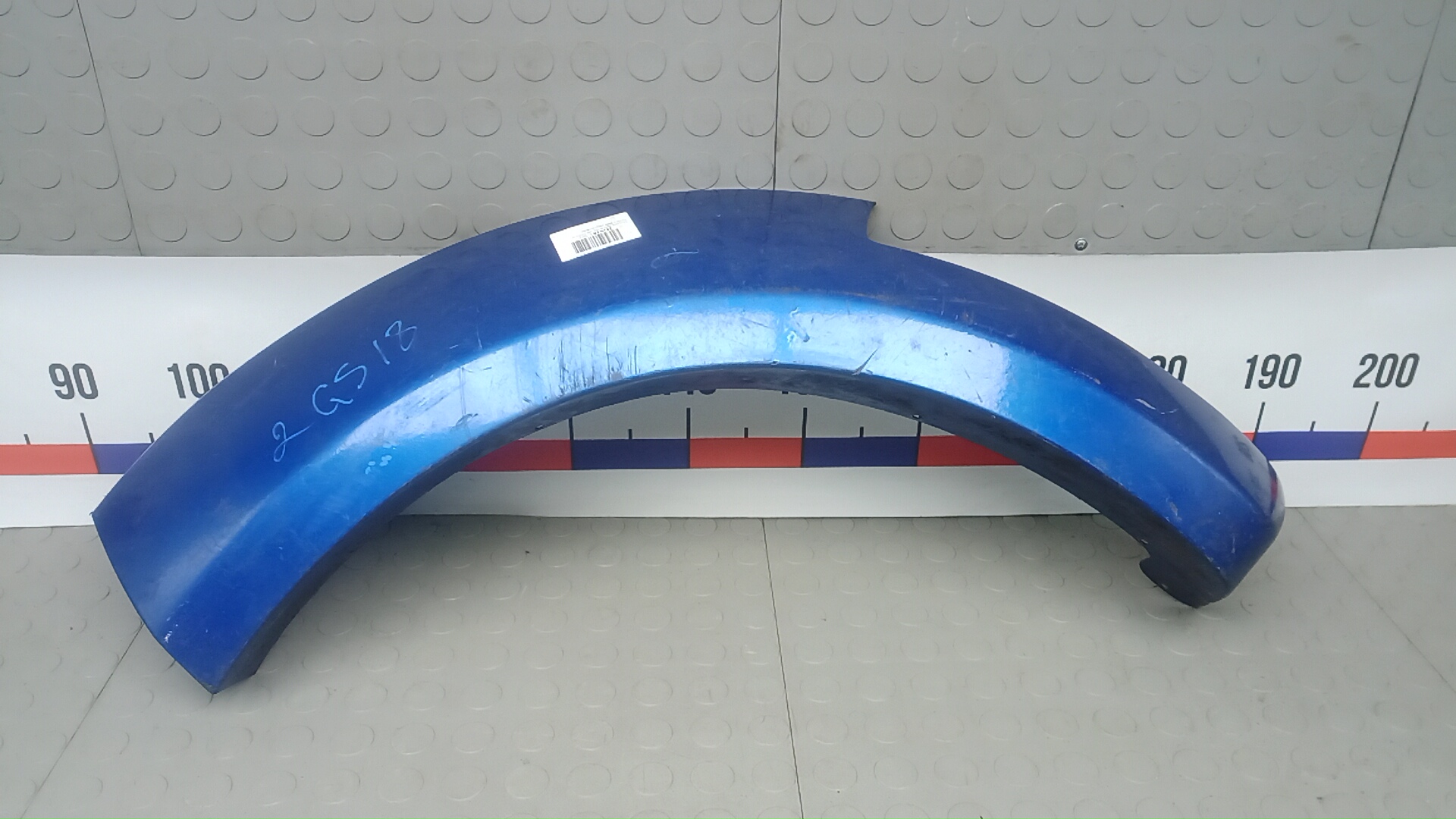 Накладка переднего крыла левого