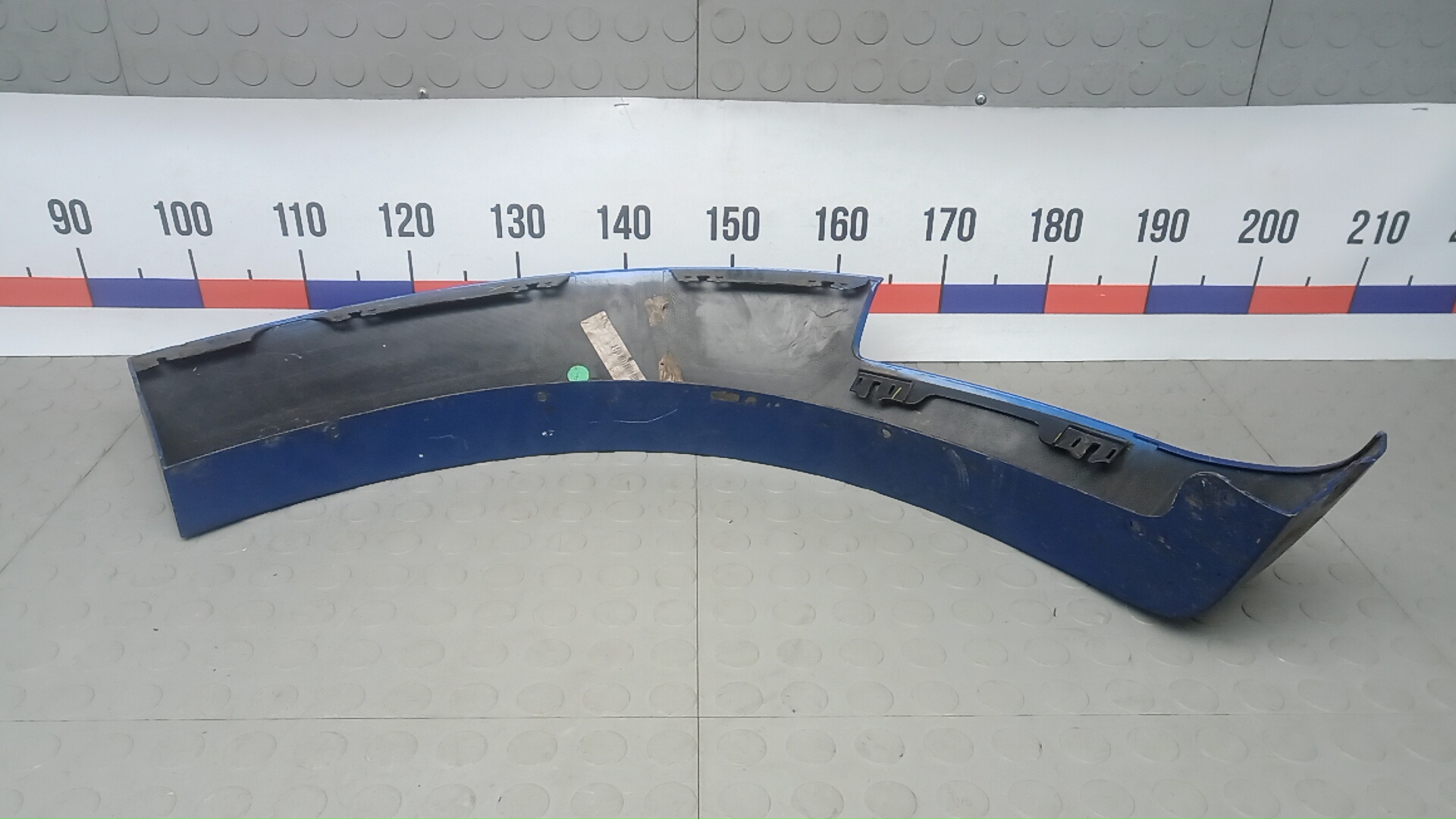 Накладка переднего крыла правого