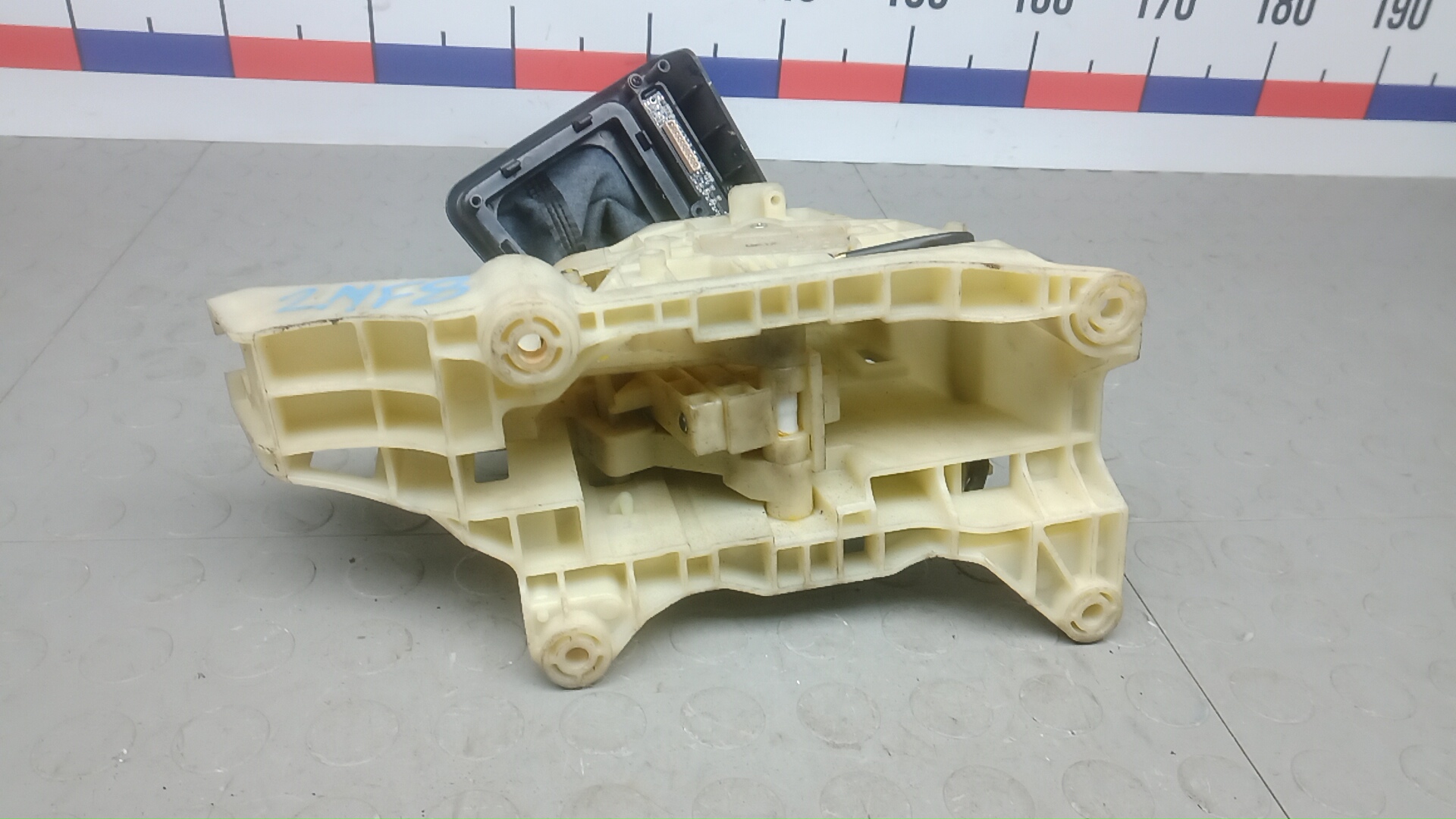 Кулиса МКПП / АКПП