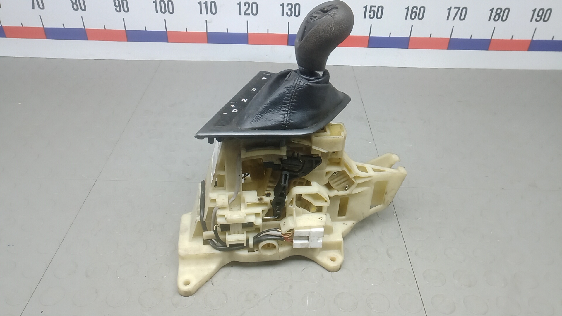 Кулиса МКПП / АКПП