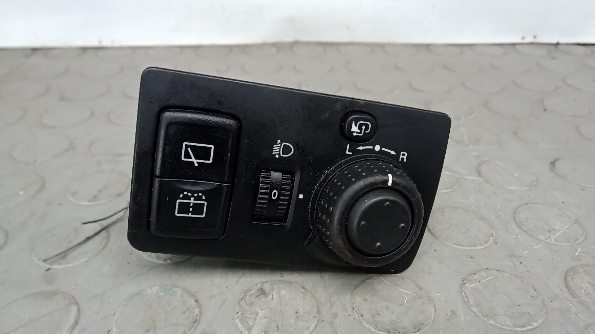 Переключатель света фар