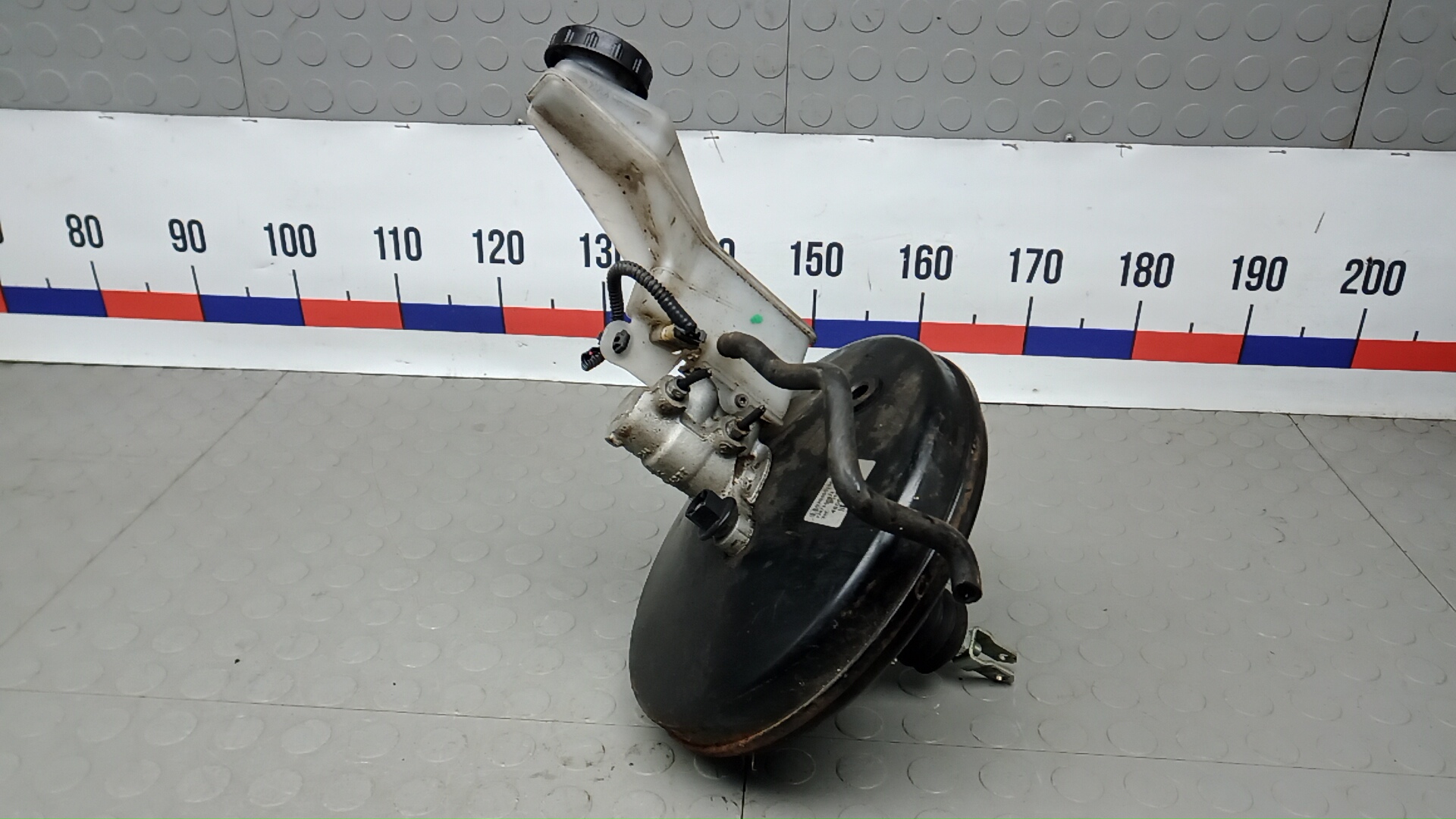 Усилитель тормозов вакуумный