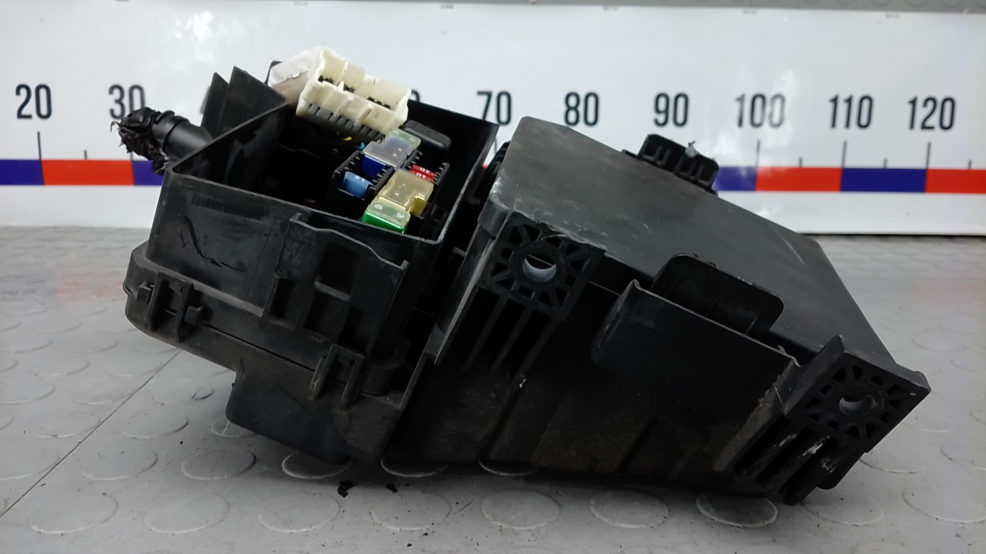 Блок предохранителей