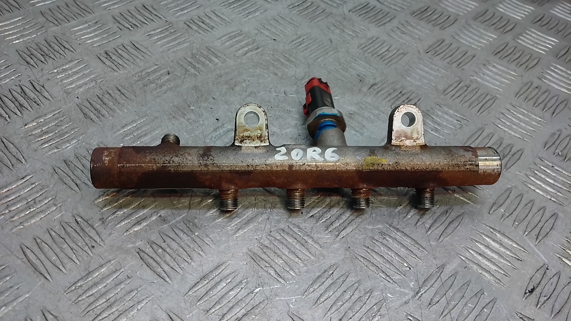 Рейка топливная (рампа)