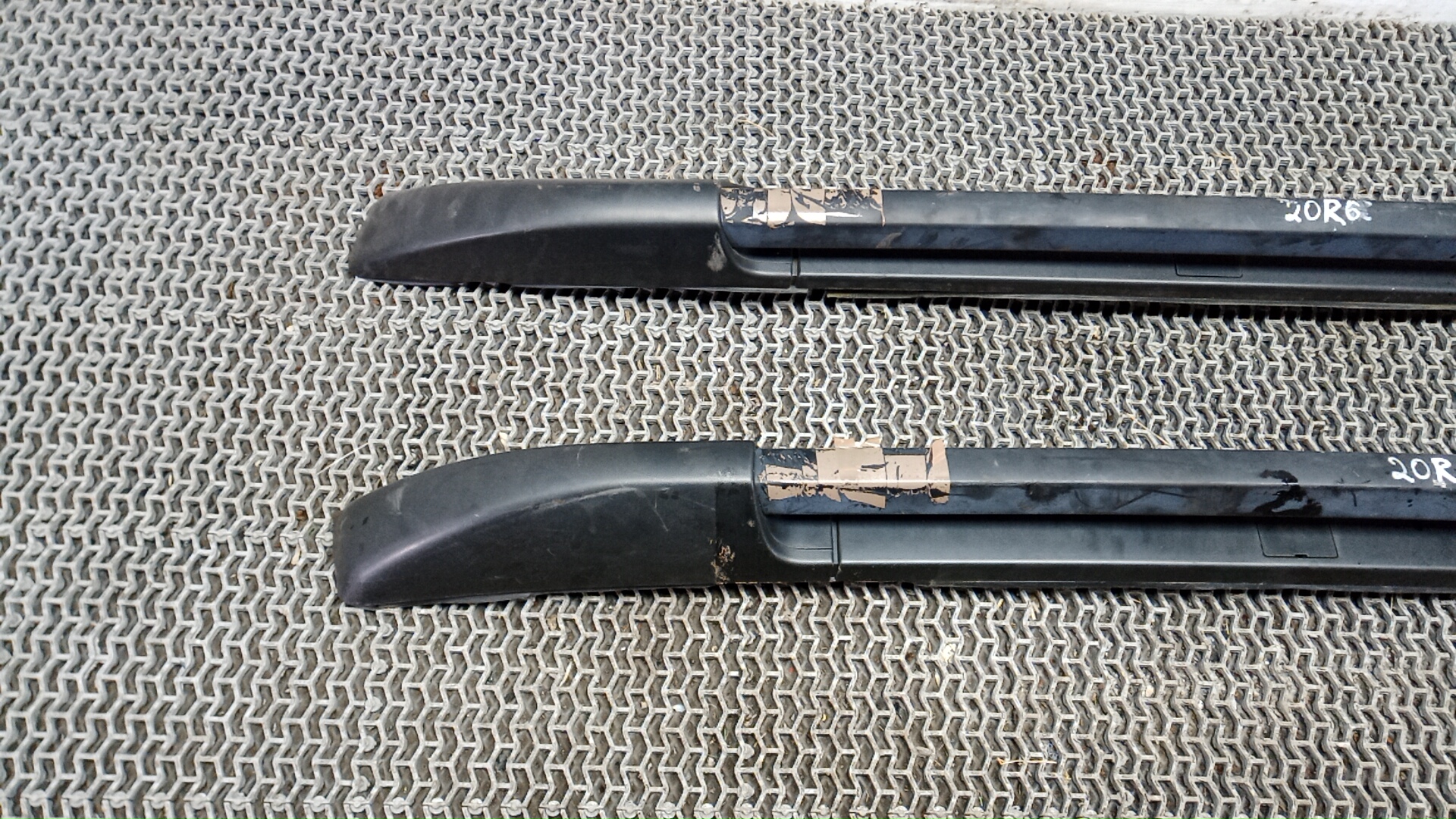 Рейлинги (релинг) к-кт (планки на крышу)