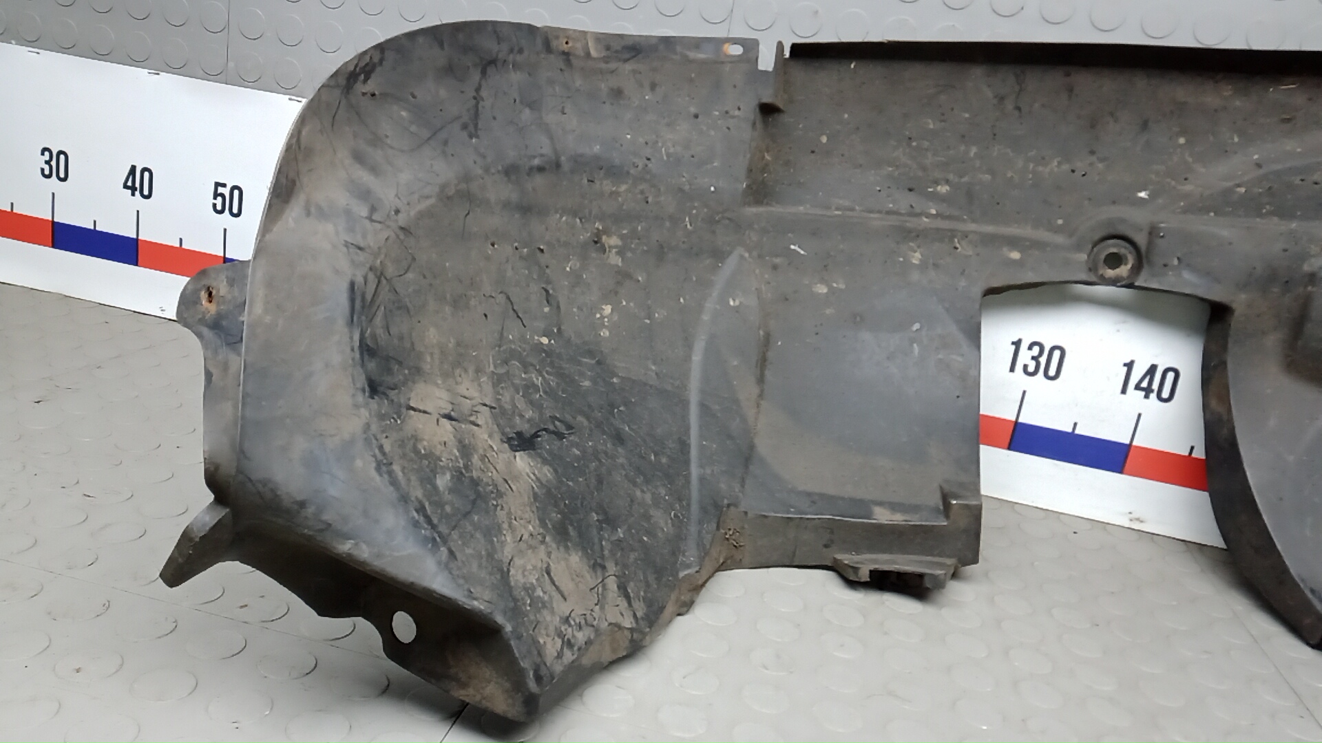 Локер передний левый