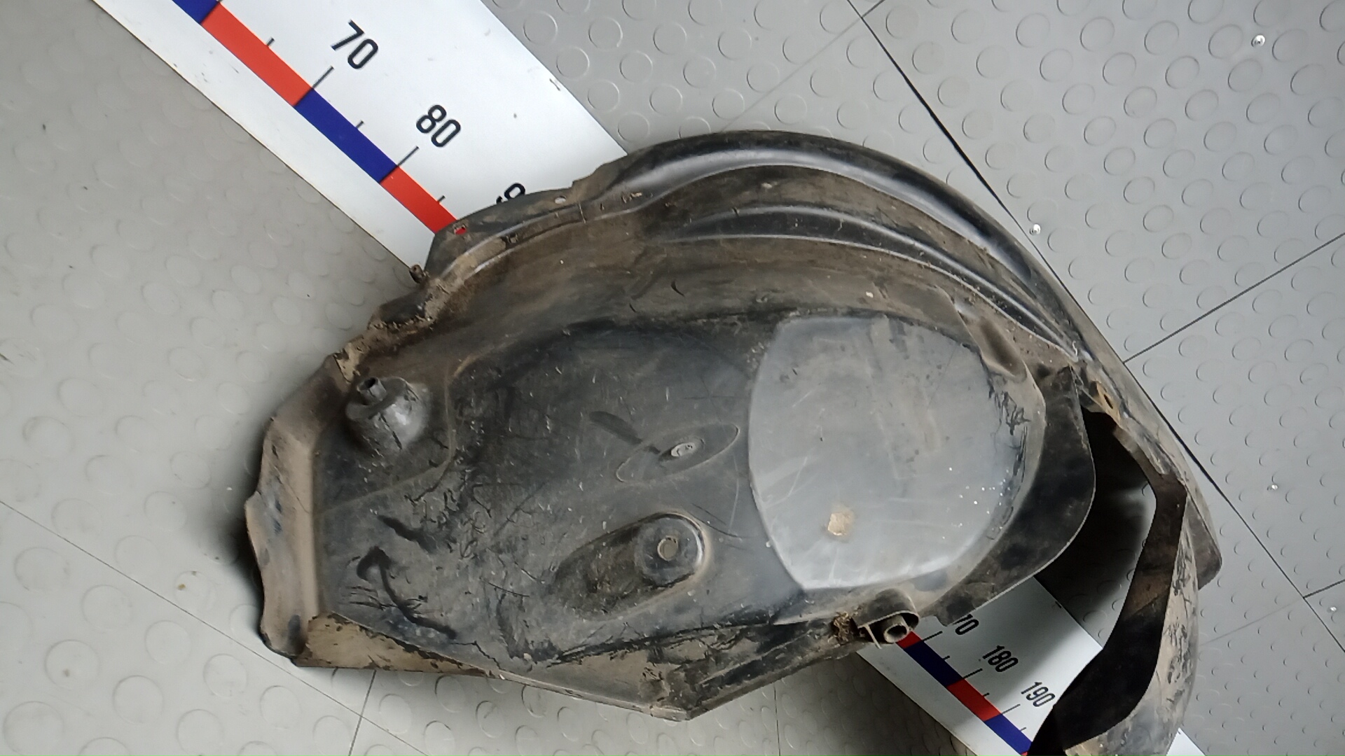 Локер передний левый