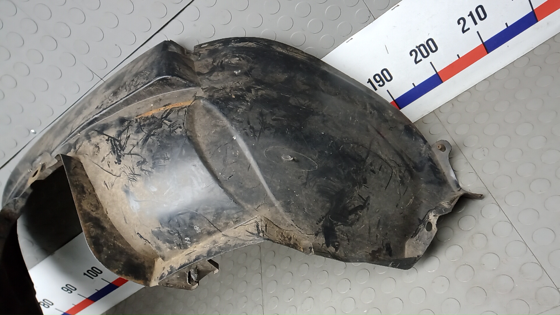 Локер передний левый