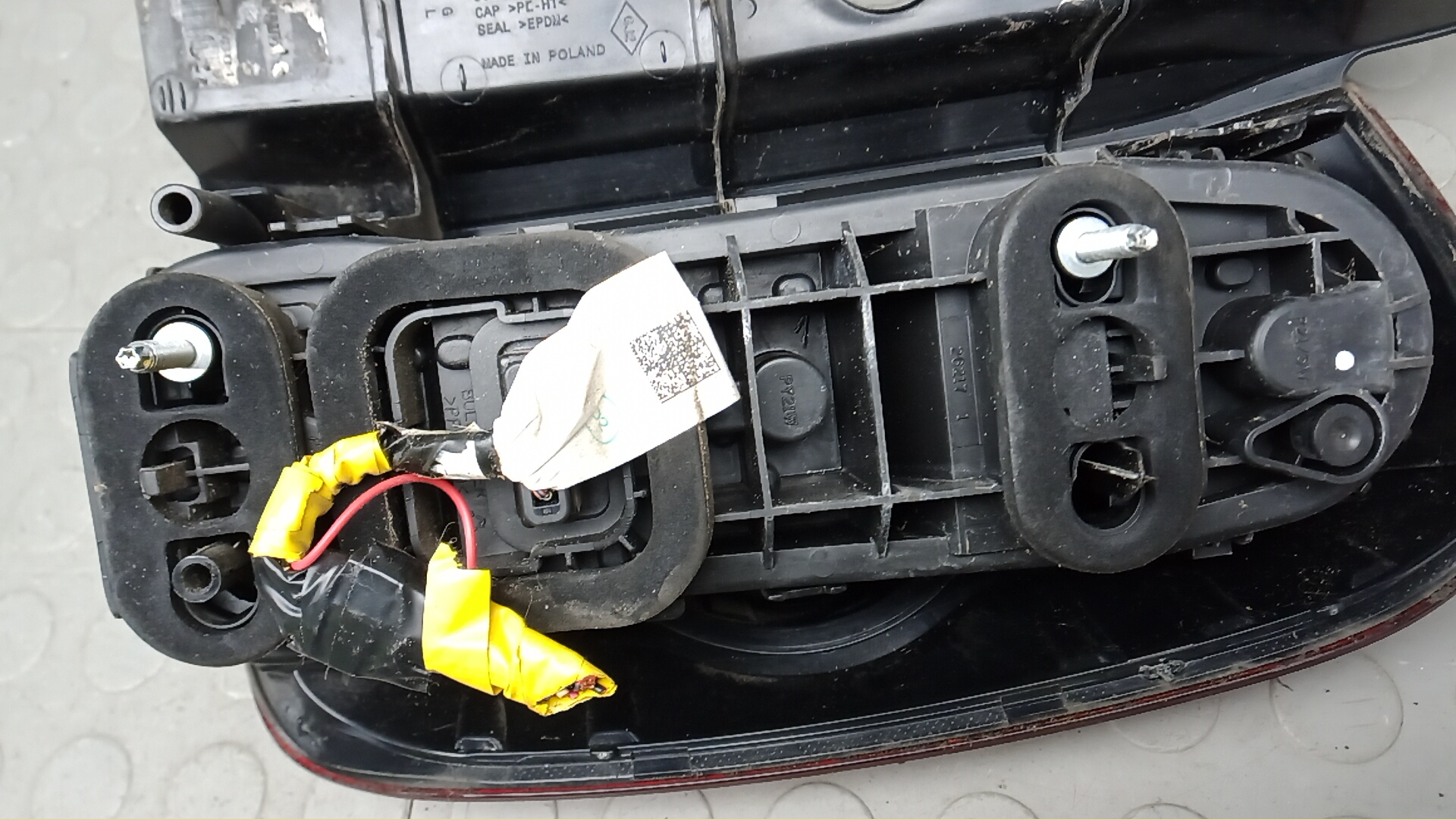 Фонарь задний левый