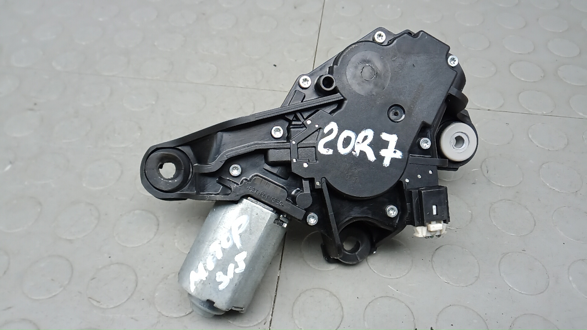 Моторчик стеклоочистителя задний