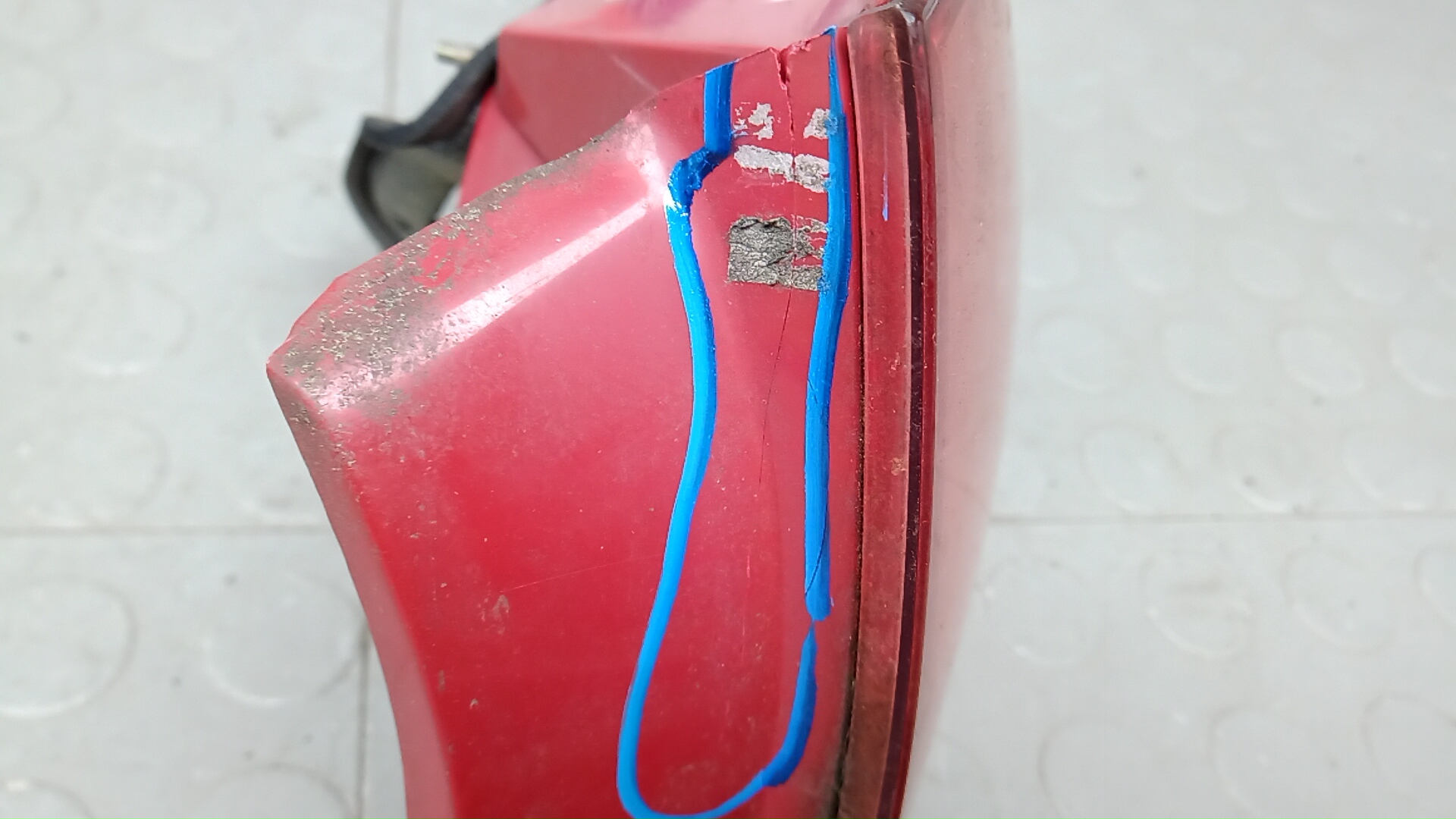 Фонарь задний правый