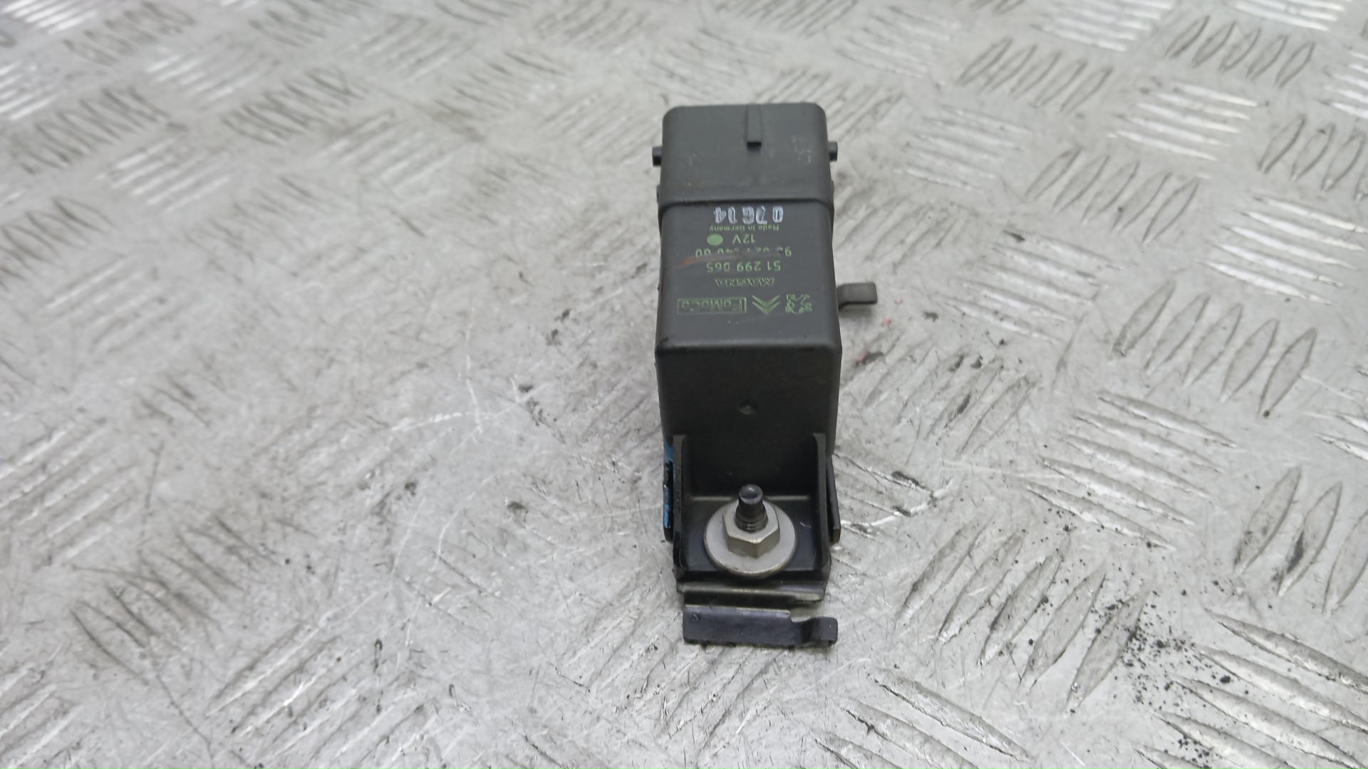 Реле свечей накала