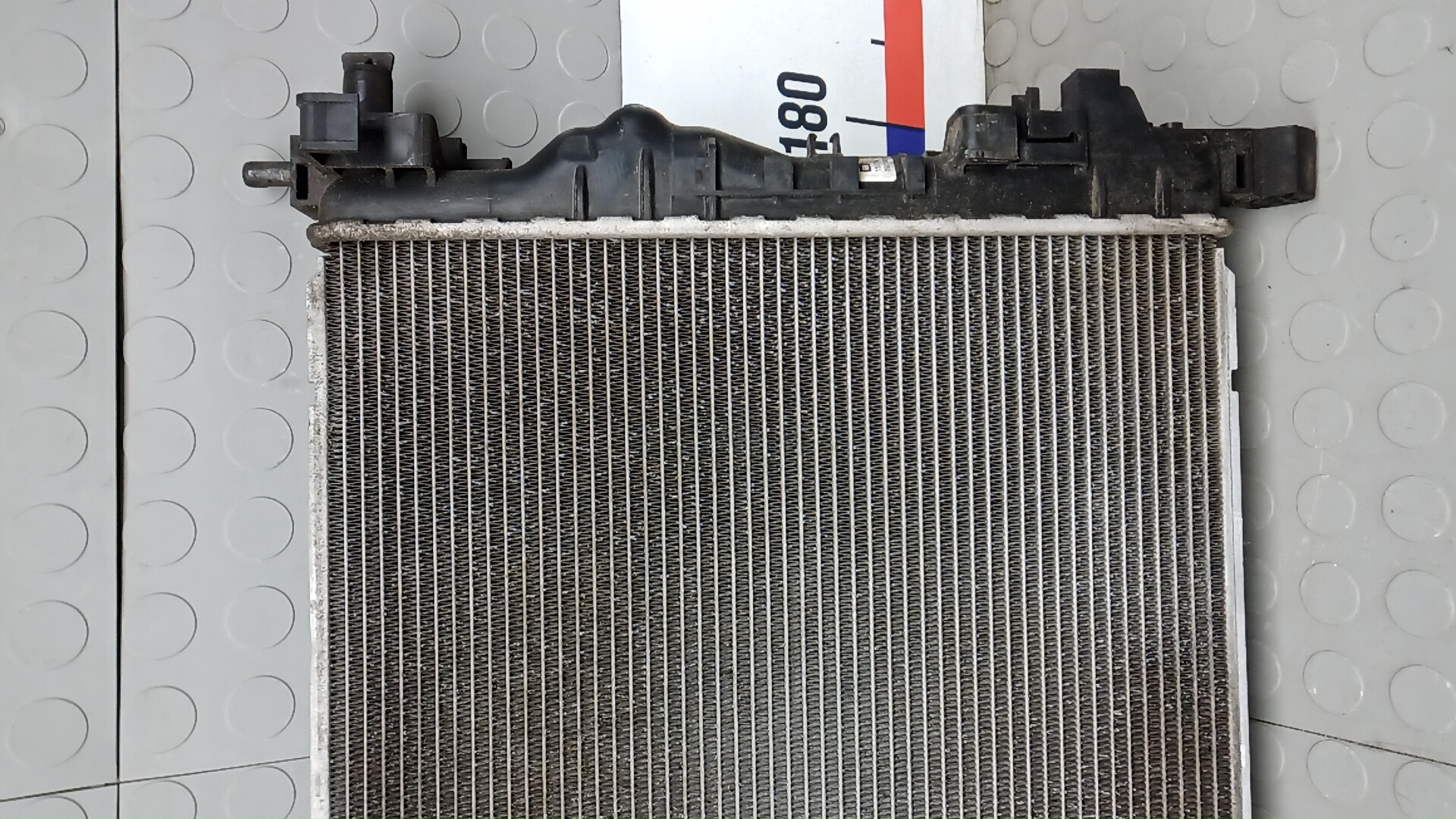 Радиатор охлаждения двигателя основной