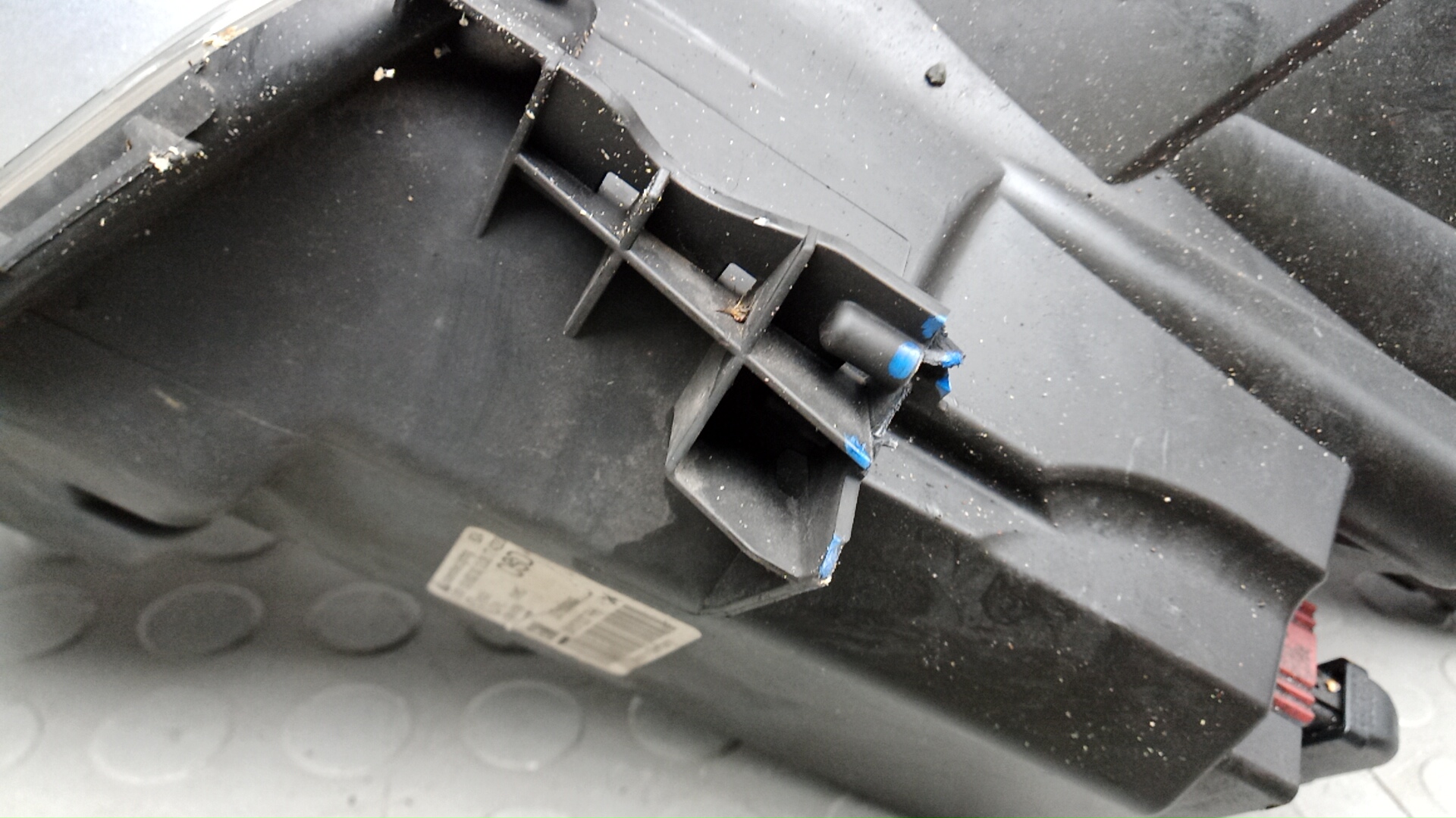 Фара правая