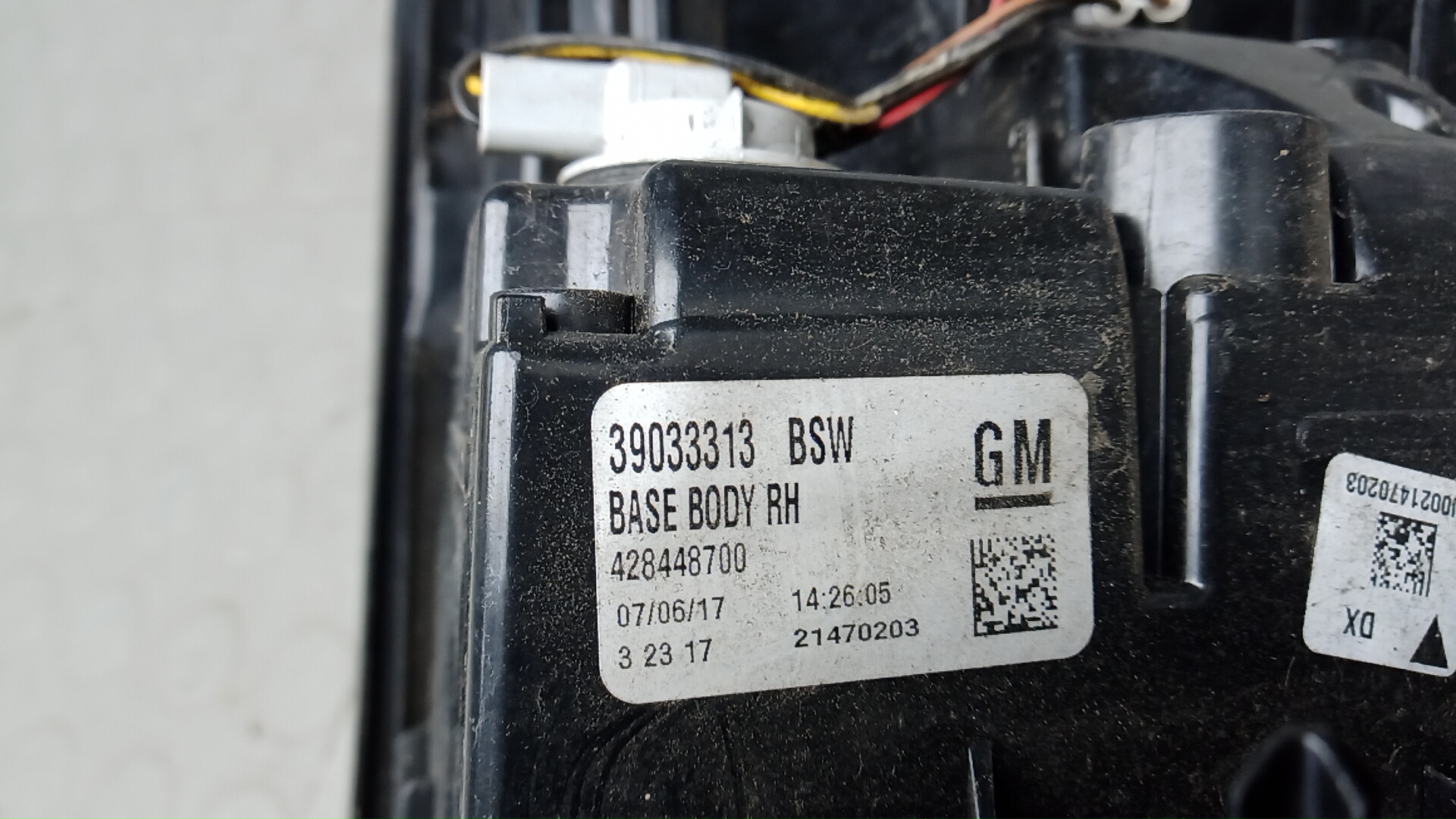 Фонарь задний правый