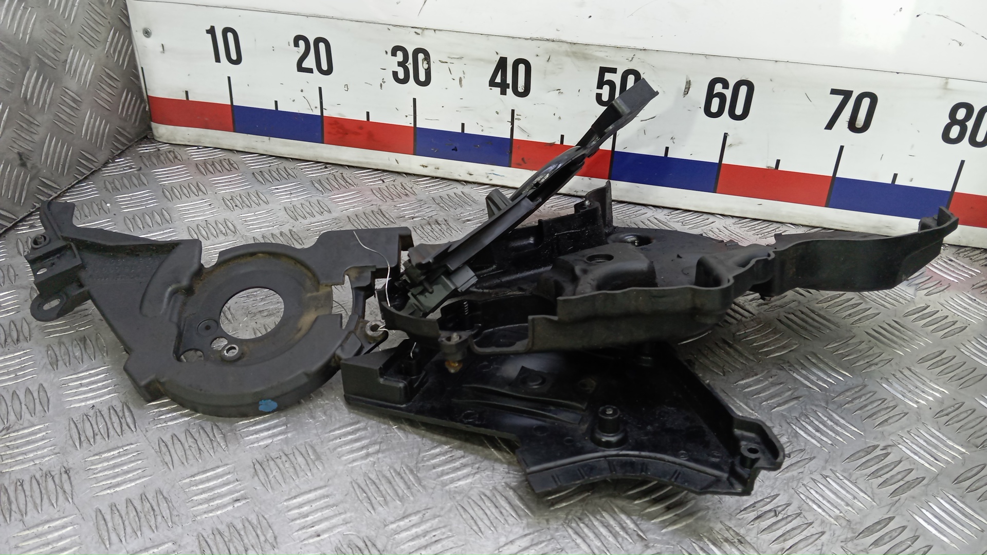 Крышка коленвала передняя