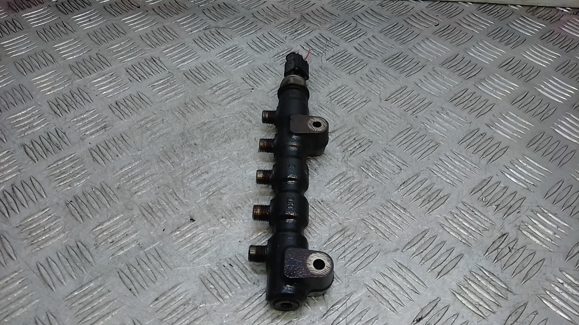 Рейка топливная (рампа)