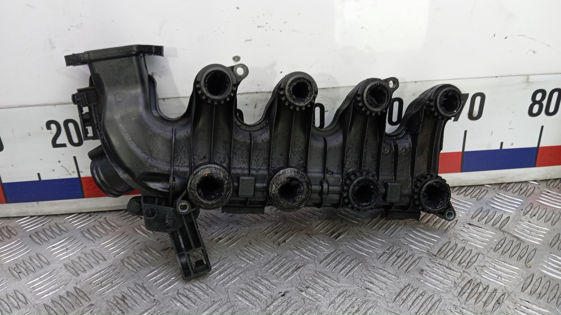 Коллектор впускной