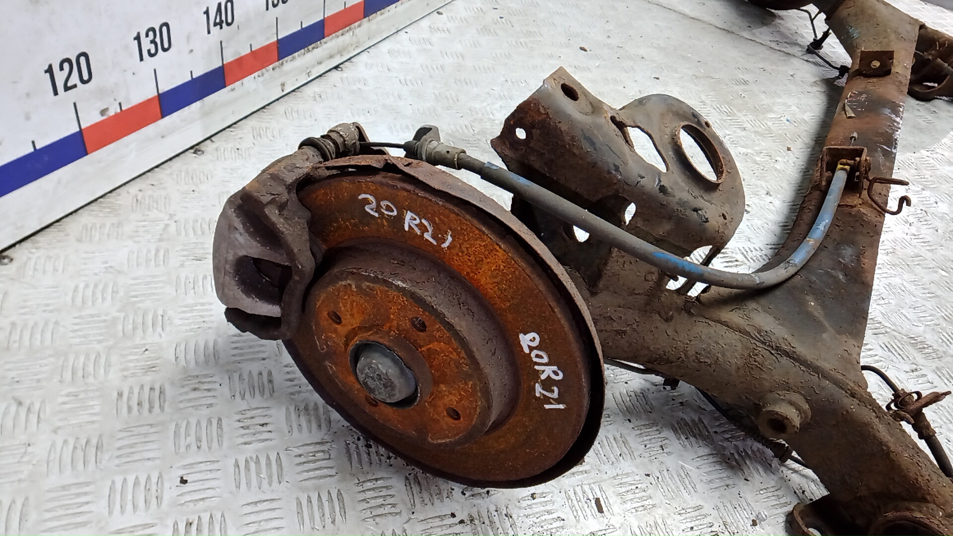 Балка задняя