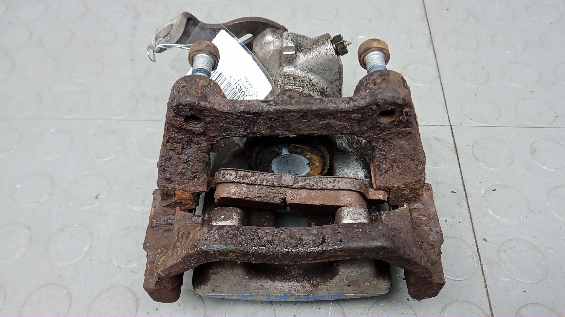 Суппорт задний левый