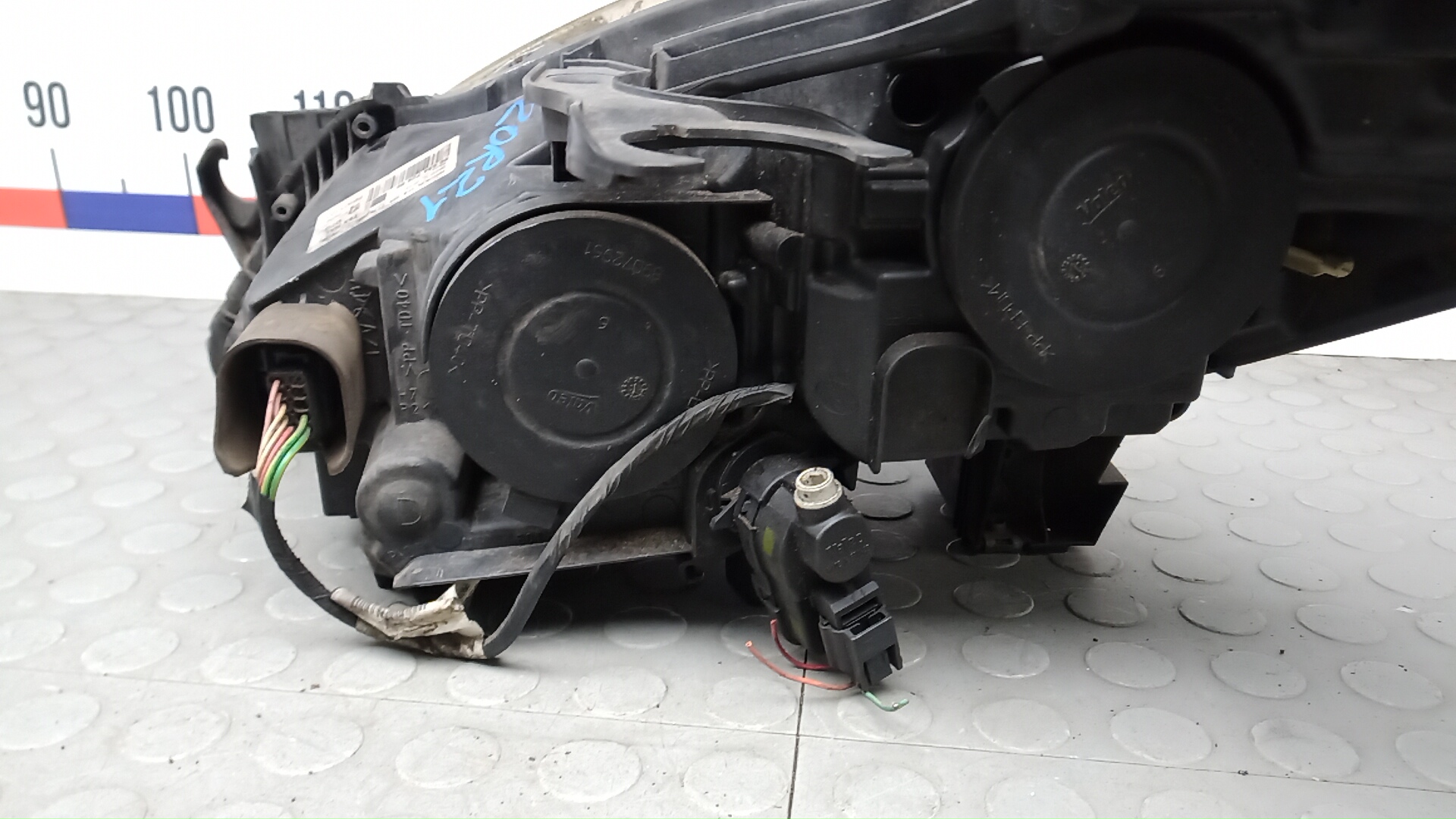 Фара правая