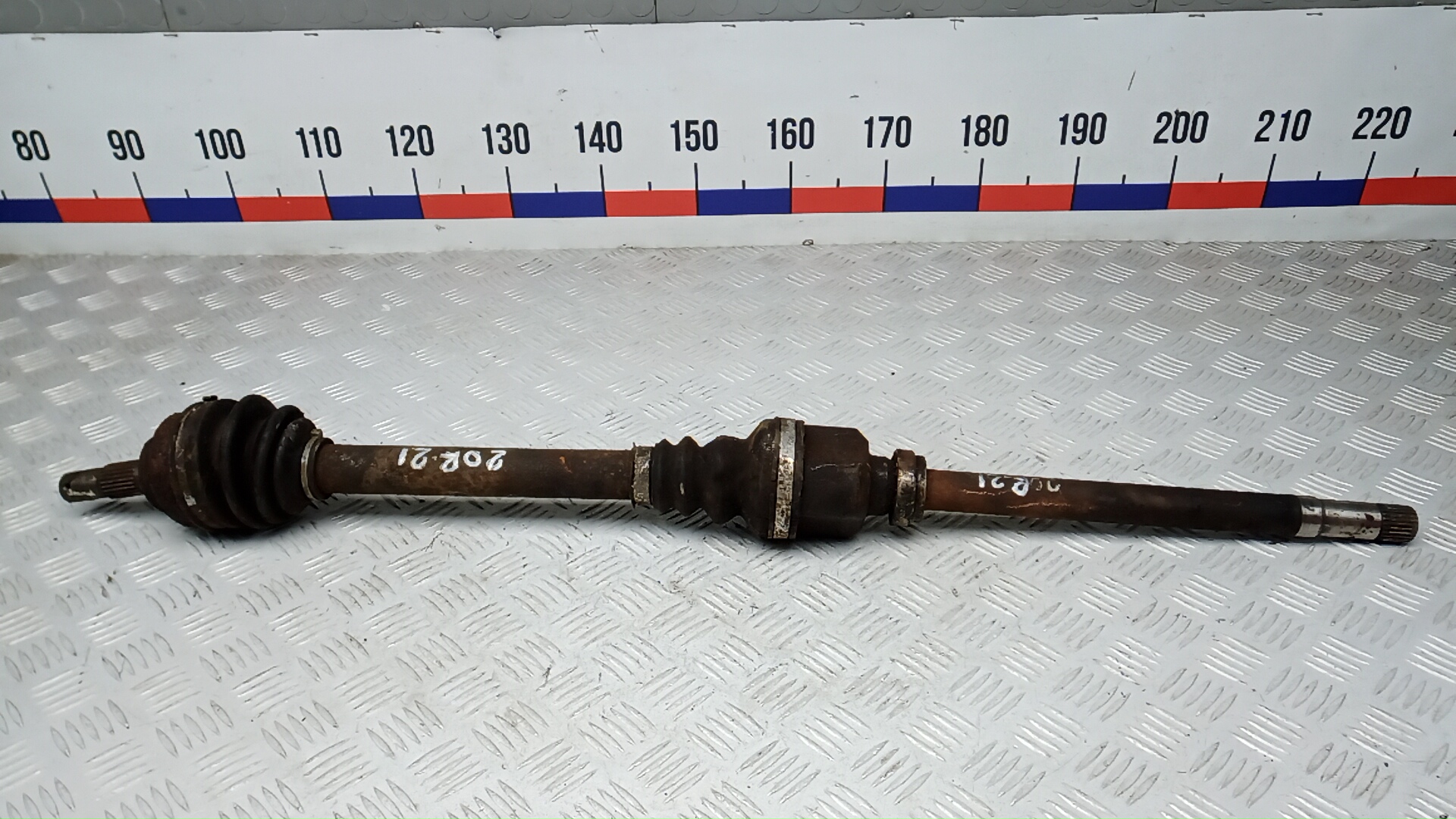 Полуось передняя правая