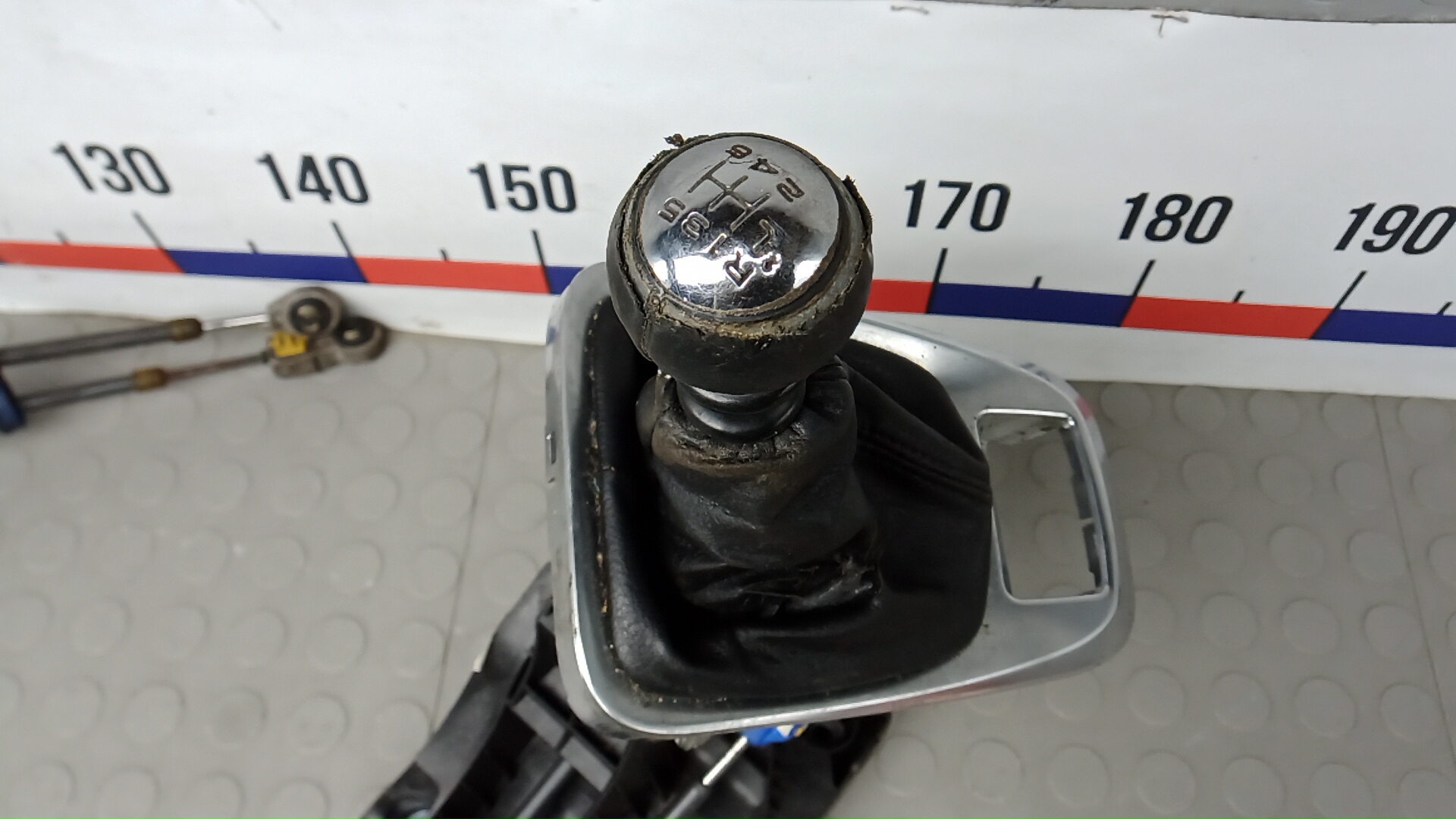 Кулиса МКПП / АКПП