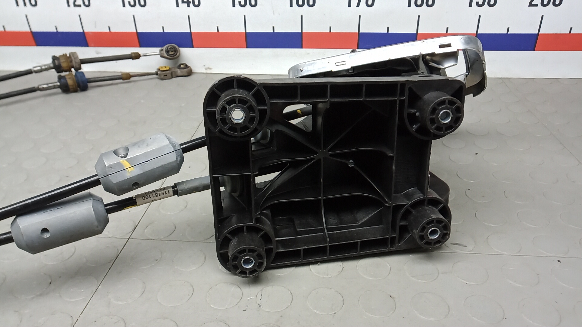 Кулиса МКПП / АКПП