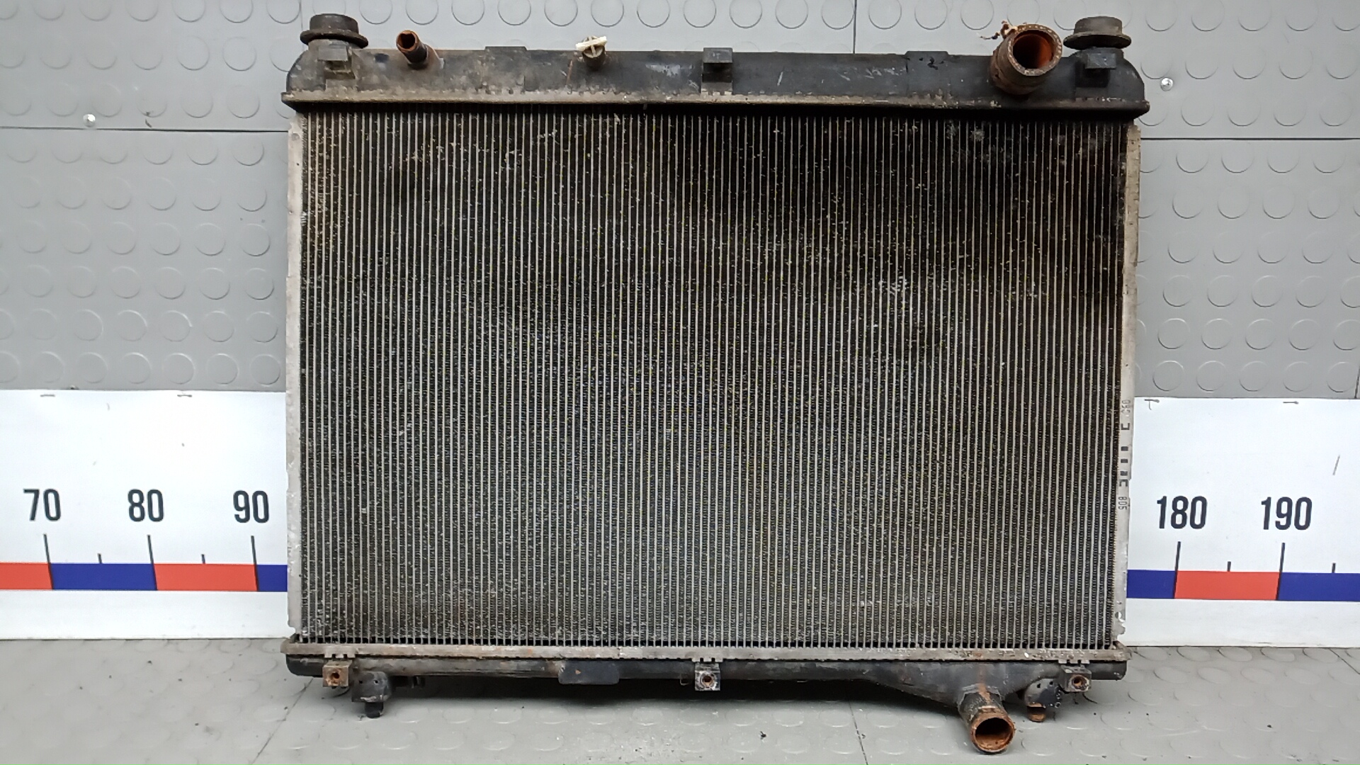 Радиатор охлаждения двигателя основной