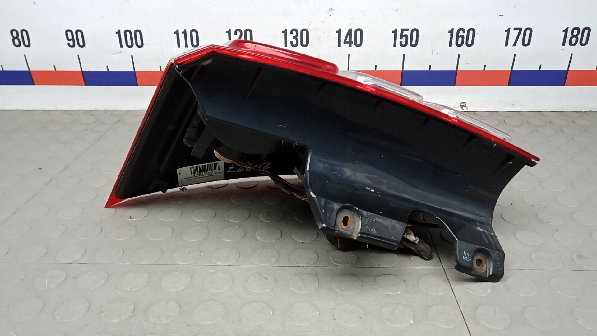 Фонарь задний правый