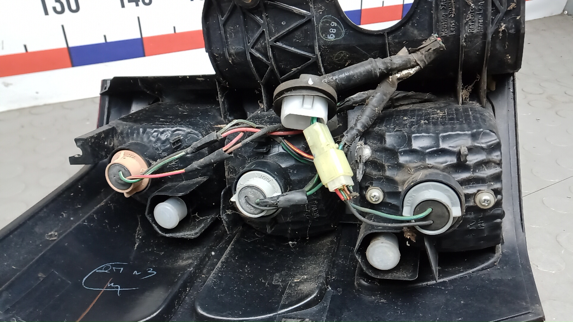 Фонарь задний правый