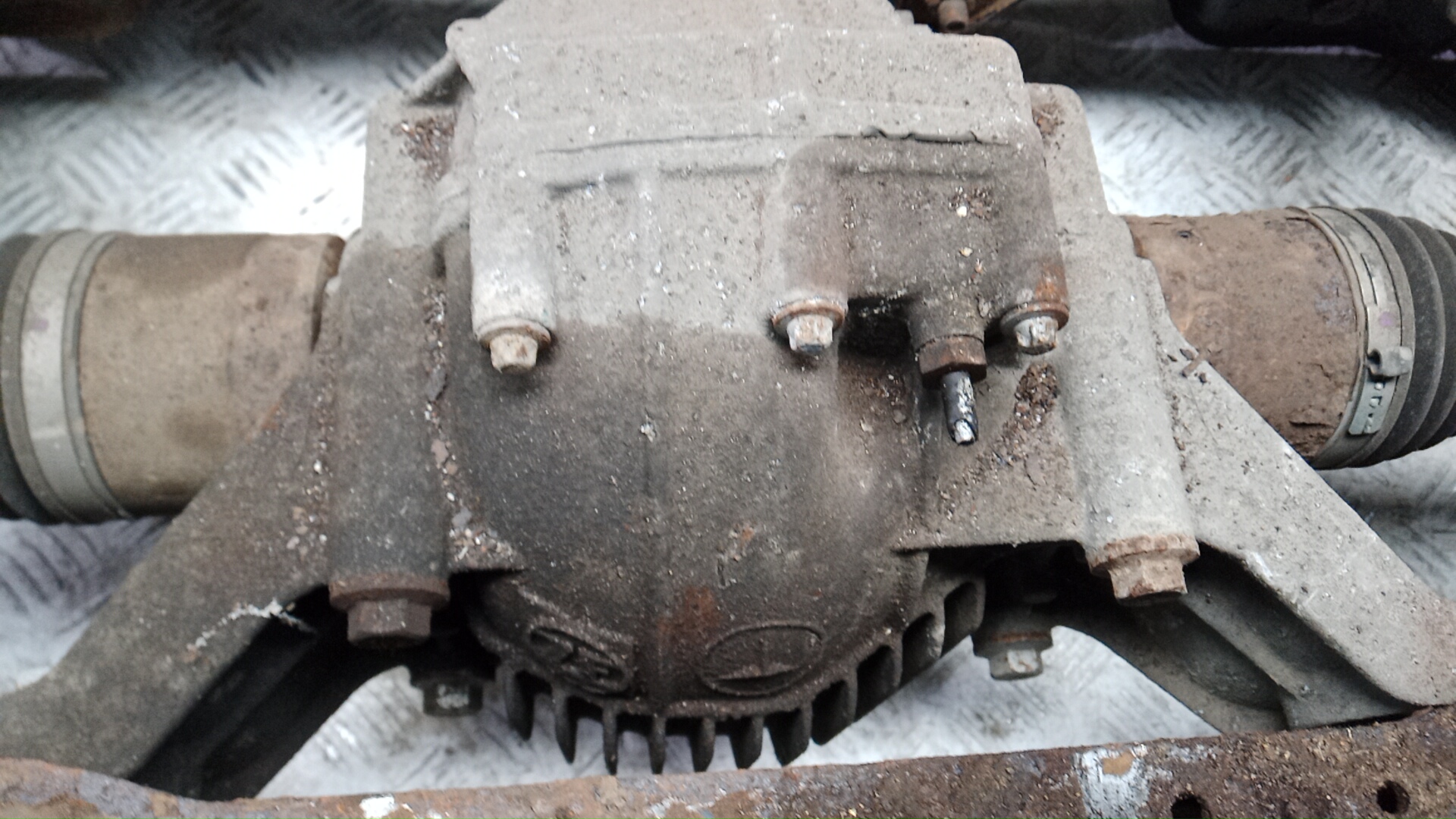 Мост задний